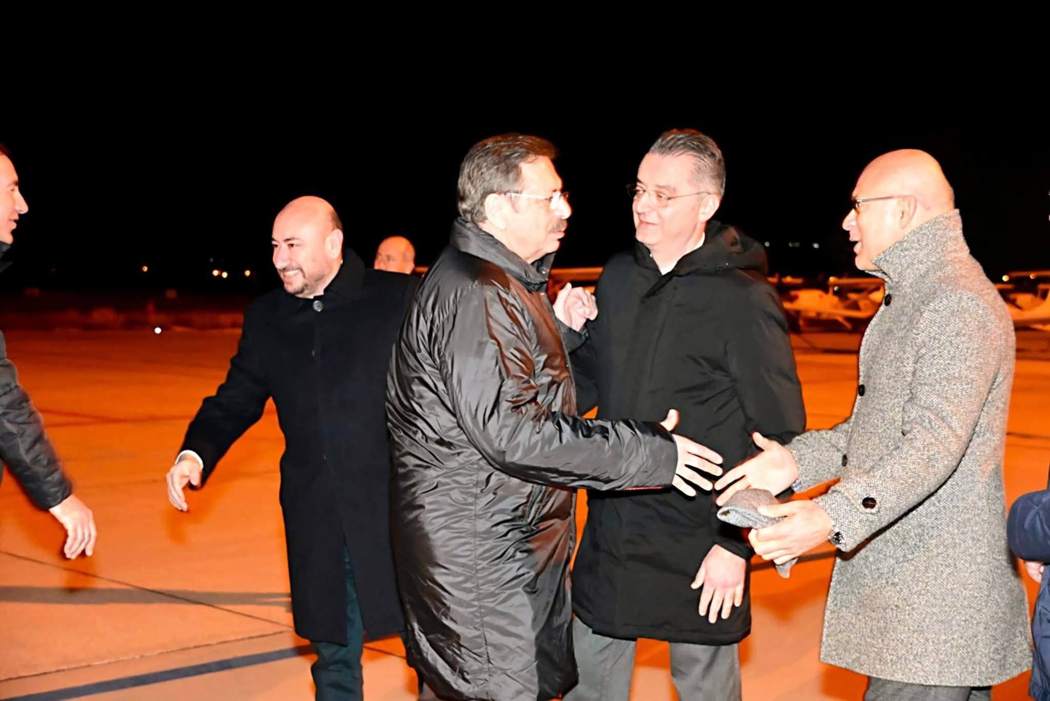 598945258 25586409030978499 8420174909282937542 N