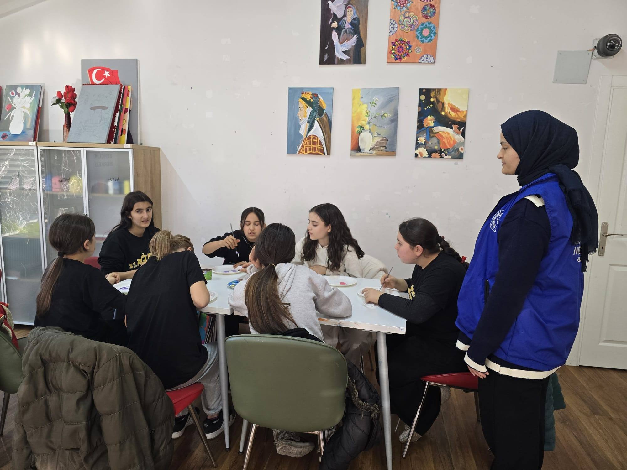 599704700 1276088481211588 7798755751428609562 N