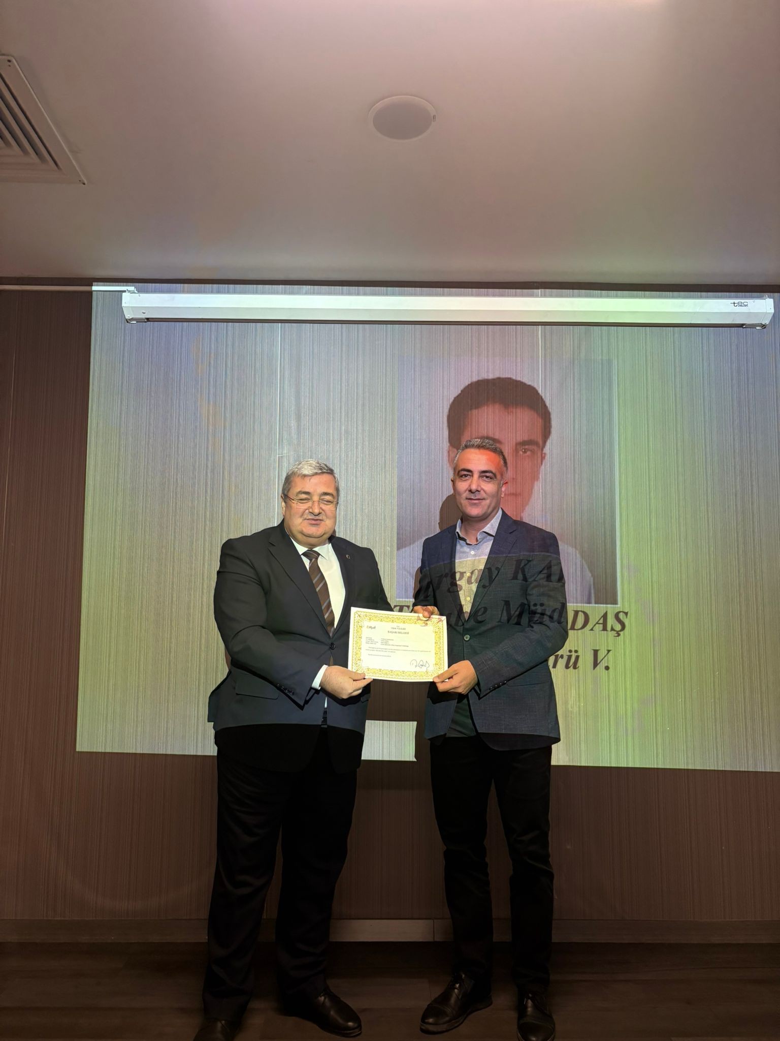 599938544 845747934869823 5793687970310887768 N