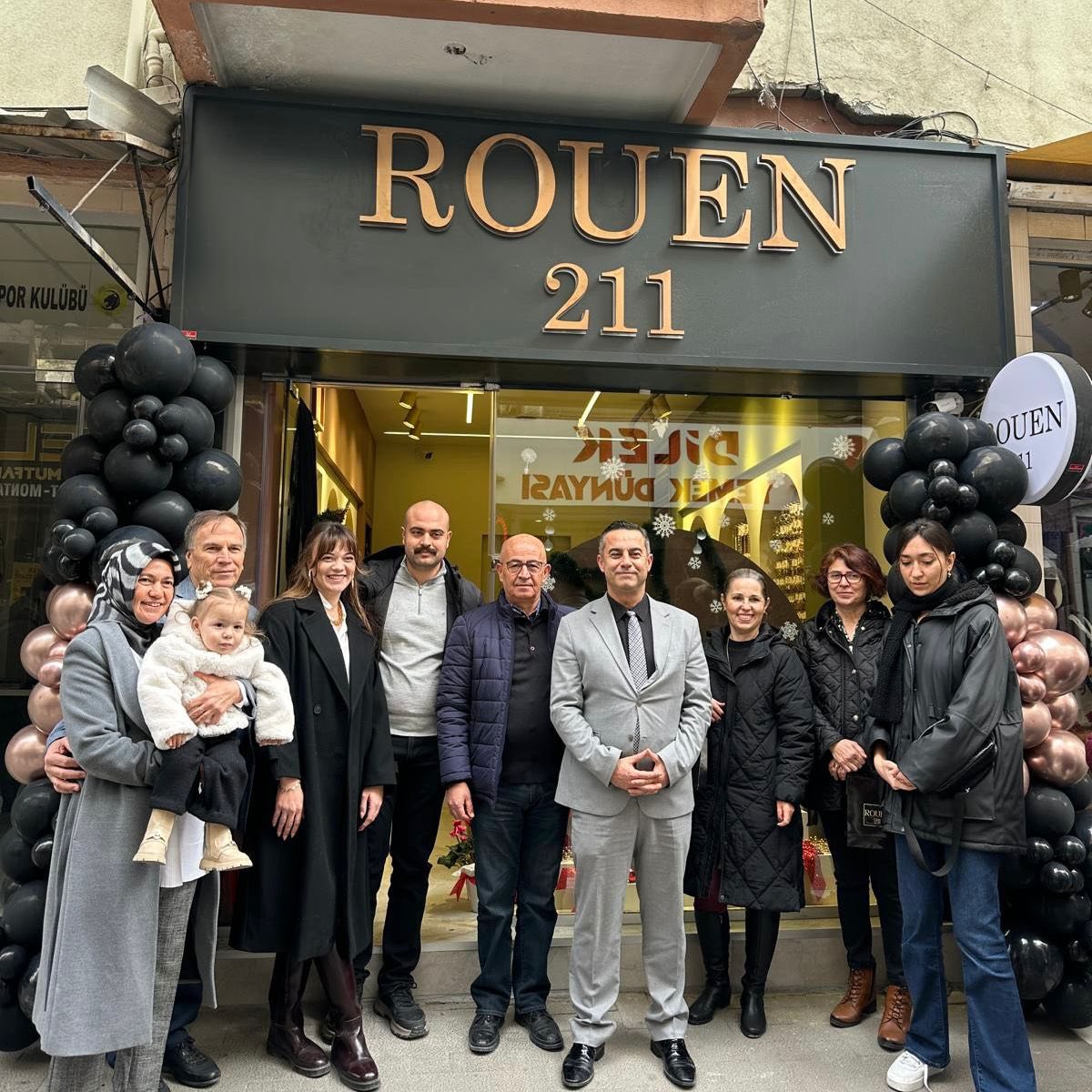 600374725 1181394004134539 71170832750687568 N