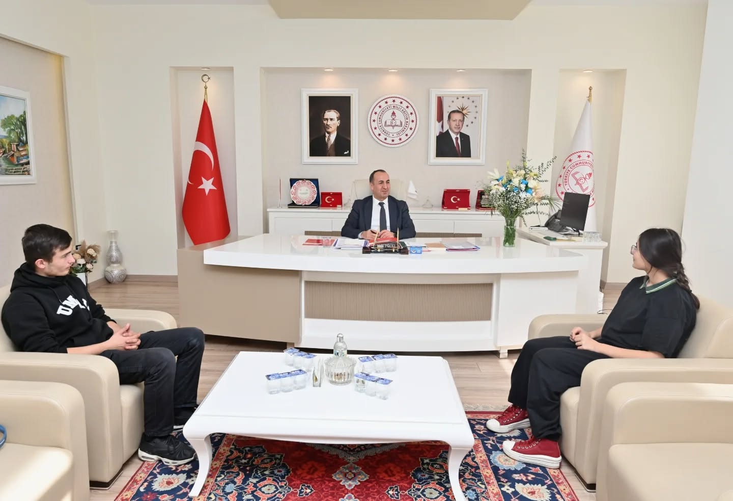 601440157 18146681755431364 7729970540435169821 N