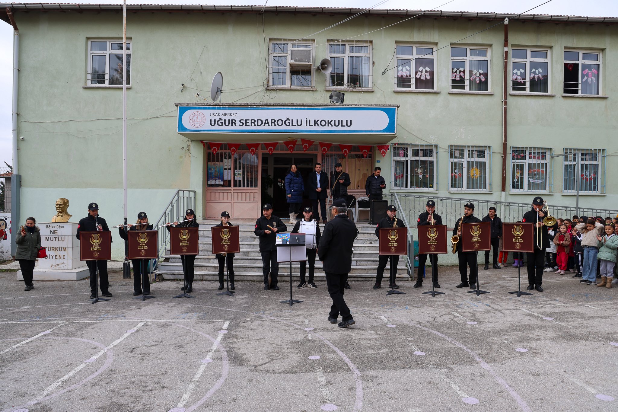 601813602 1185547363719203 6024454971110062331 N