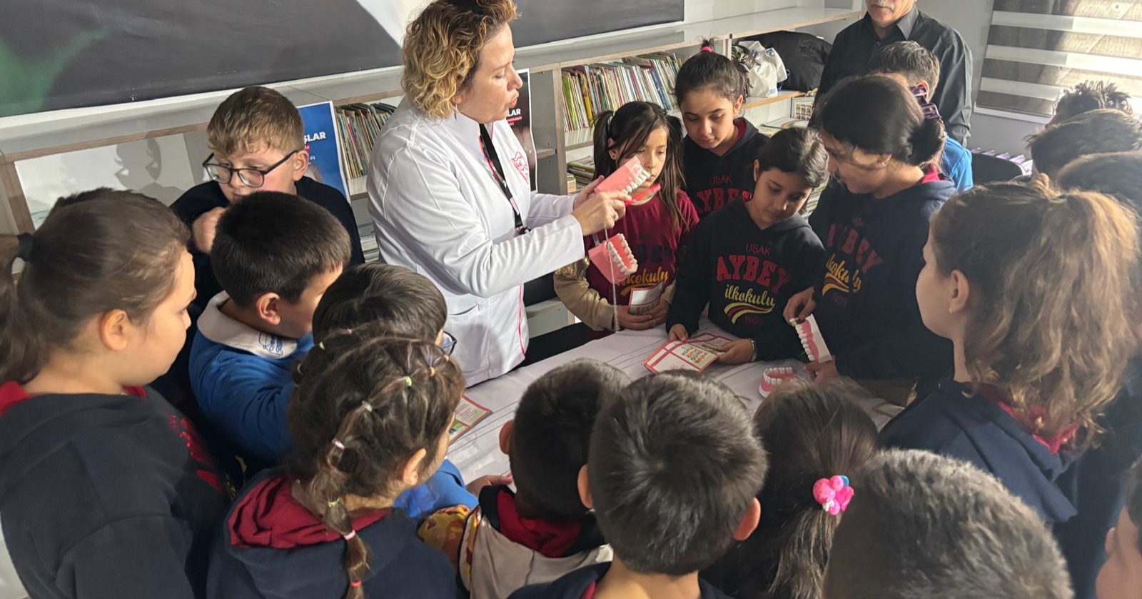 604395680 18296833987287272 153138898109534103 N