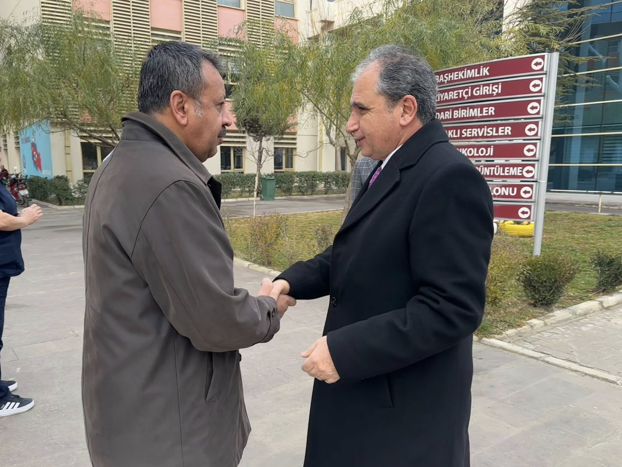 604794994 25544707308530519 3561117629147218514 N