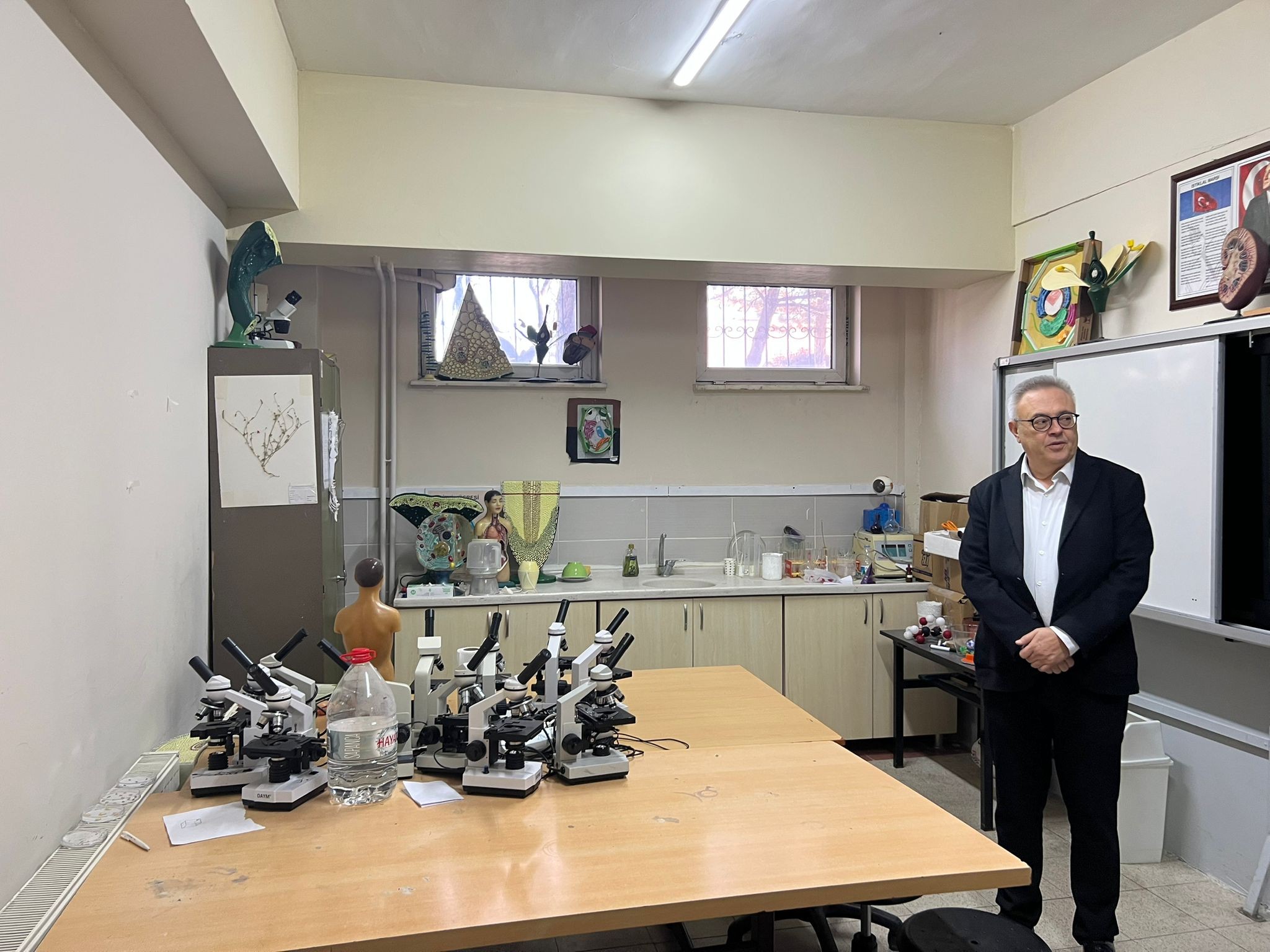 605255868 25659958276932225 2408983142307658061 N