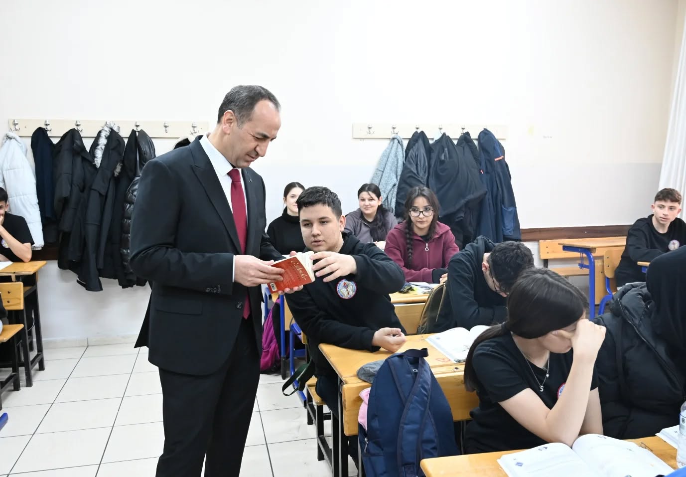 605605230 18147475072431364 4052504470451754162 N