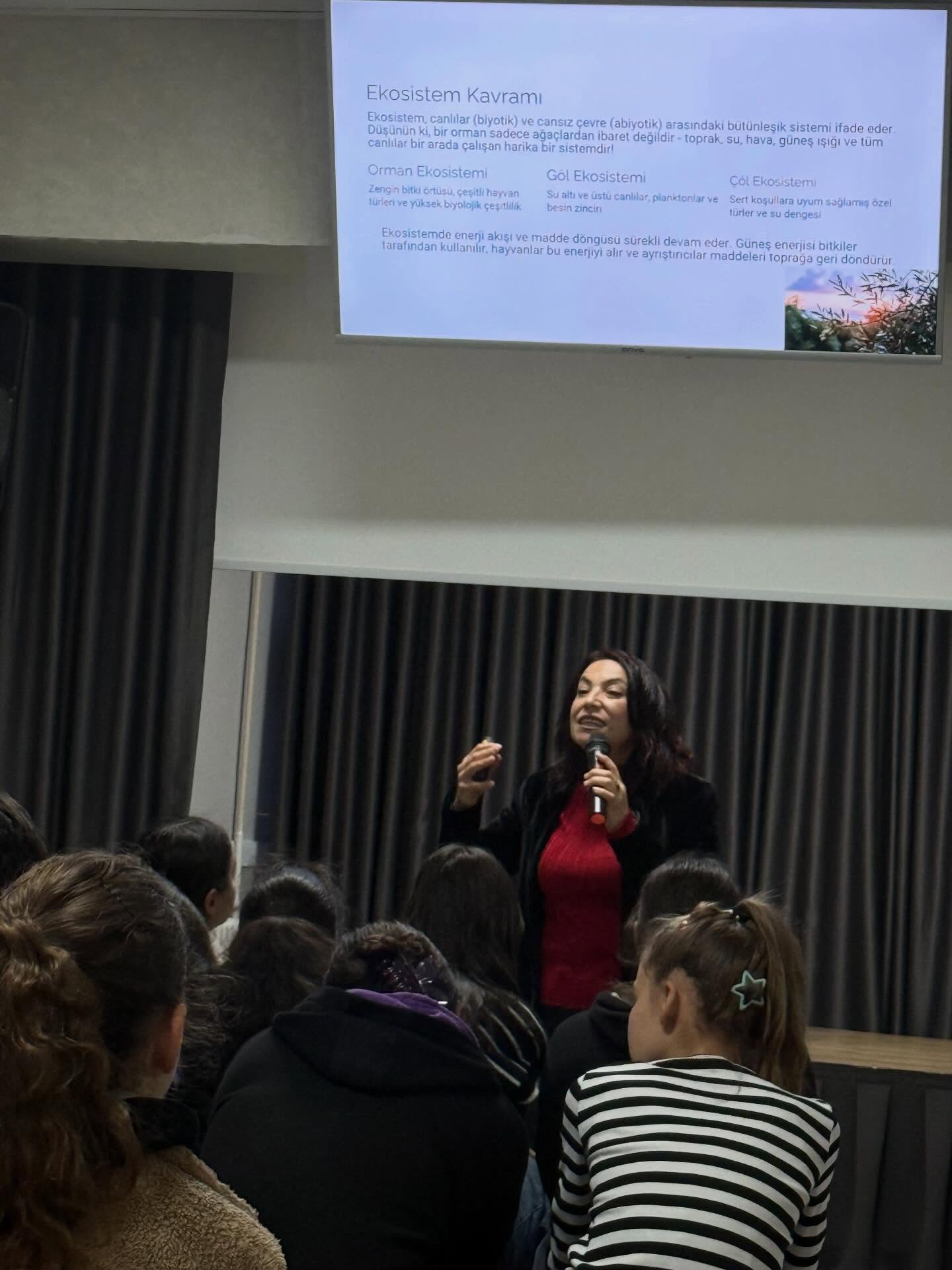 605836624 18097803157803986 2109576945155533628 N