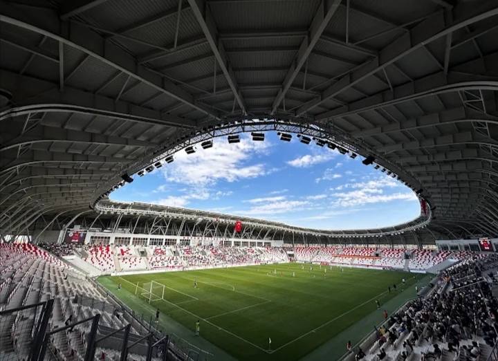 606019985 25688130020806399 7056337982865913978 N