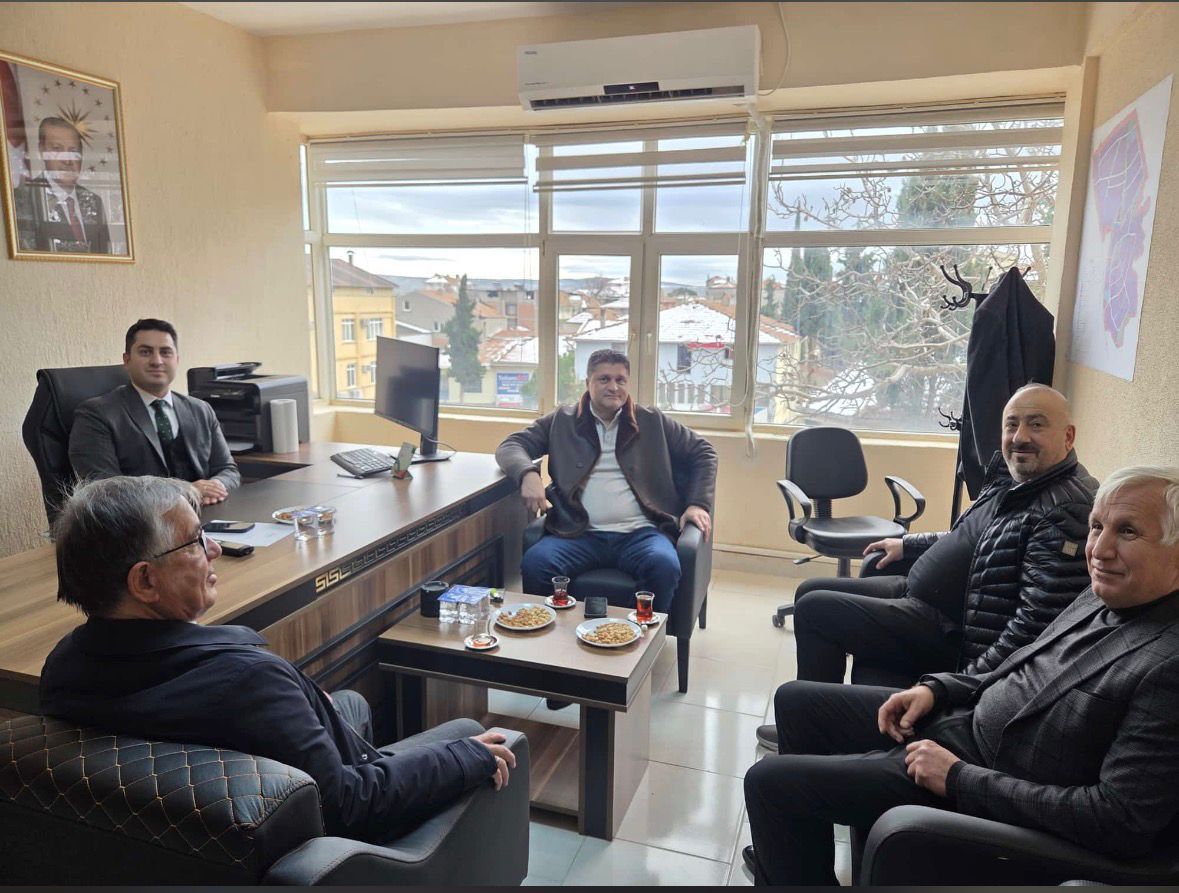 606404310 1308406601333306 1760398503745138574 N