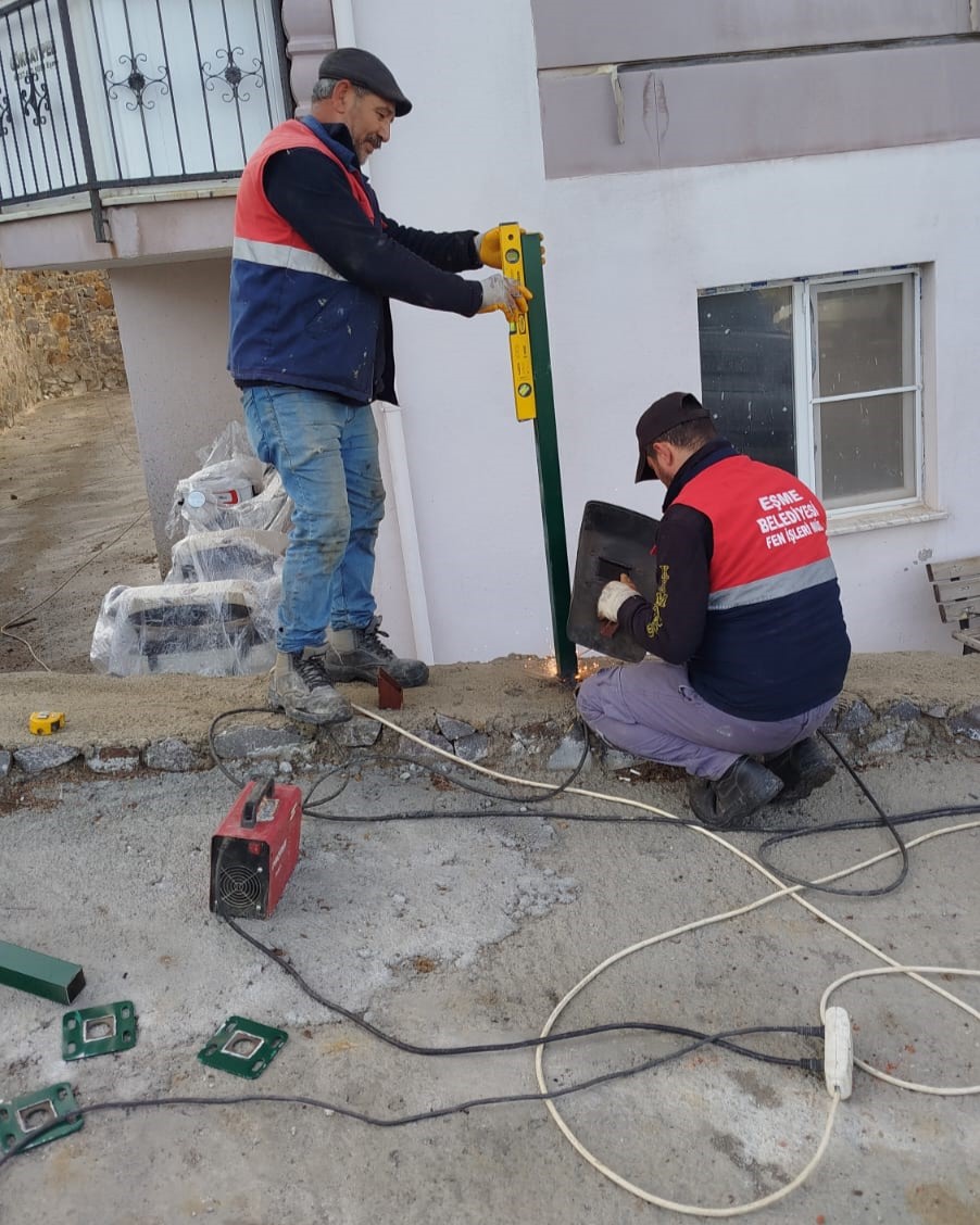 606497536 17923390677200444 4889946877585280359 N