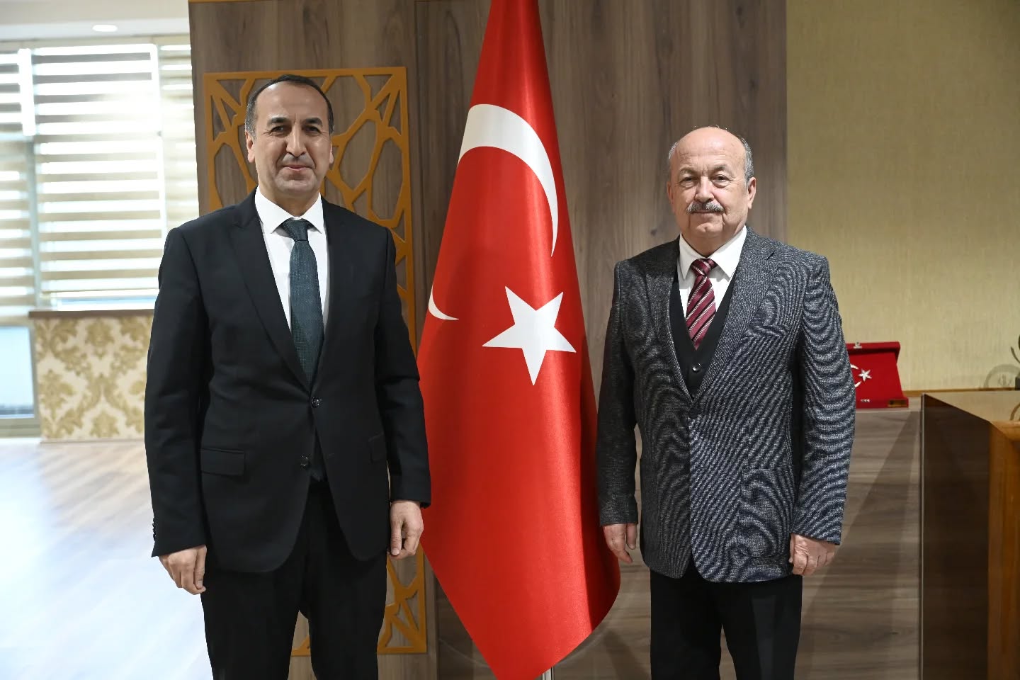 607572124 18147850921431364 8431749572817746286 N