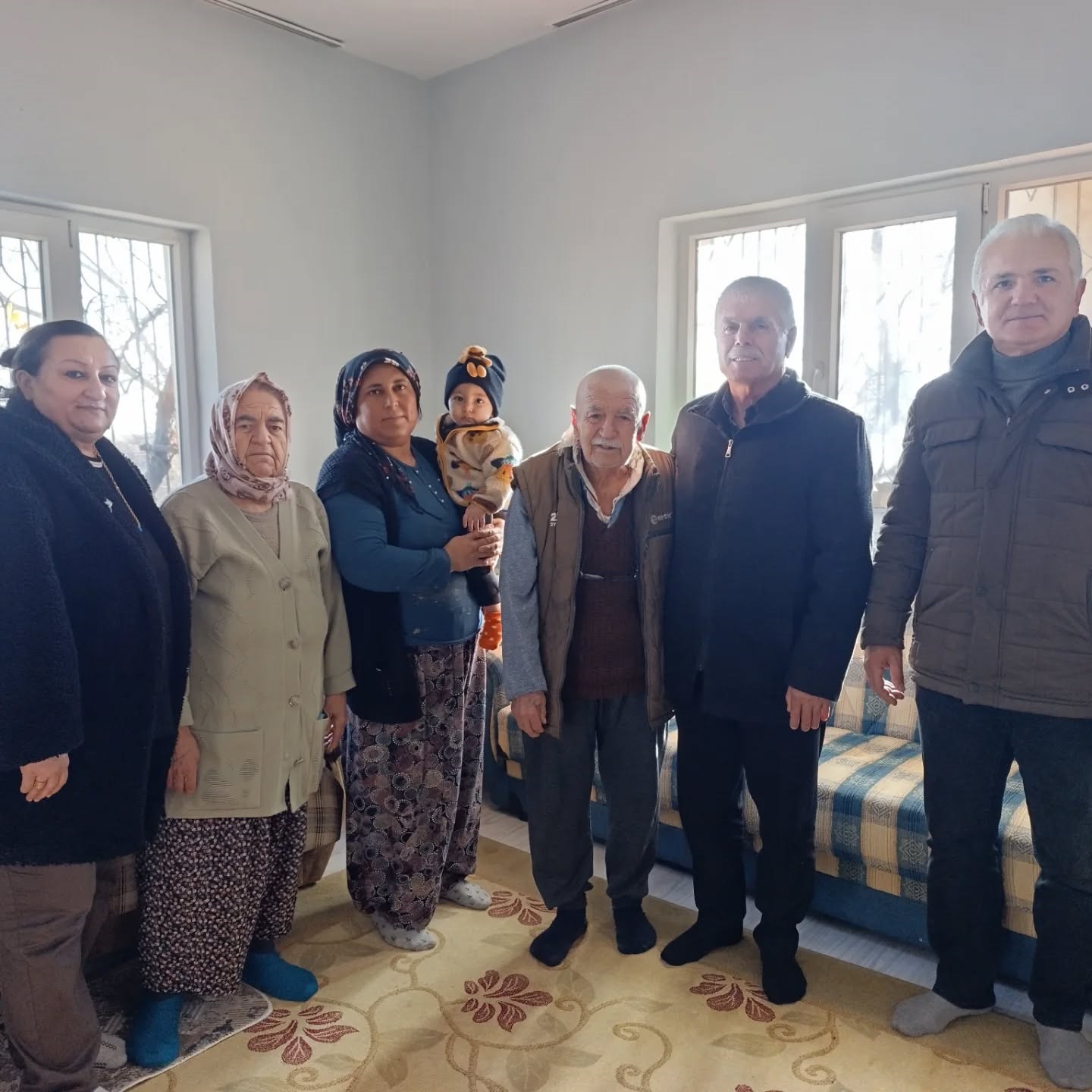 Mhp Eşme’den Kemer Mahallesi’nde Gönül Ziyaretleri 3