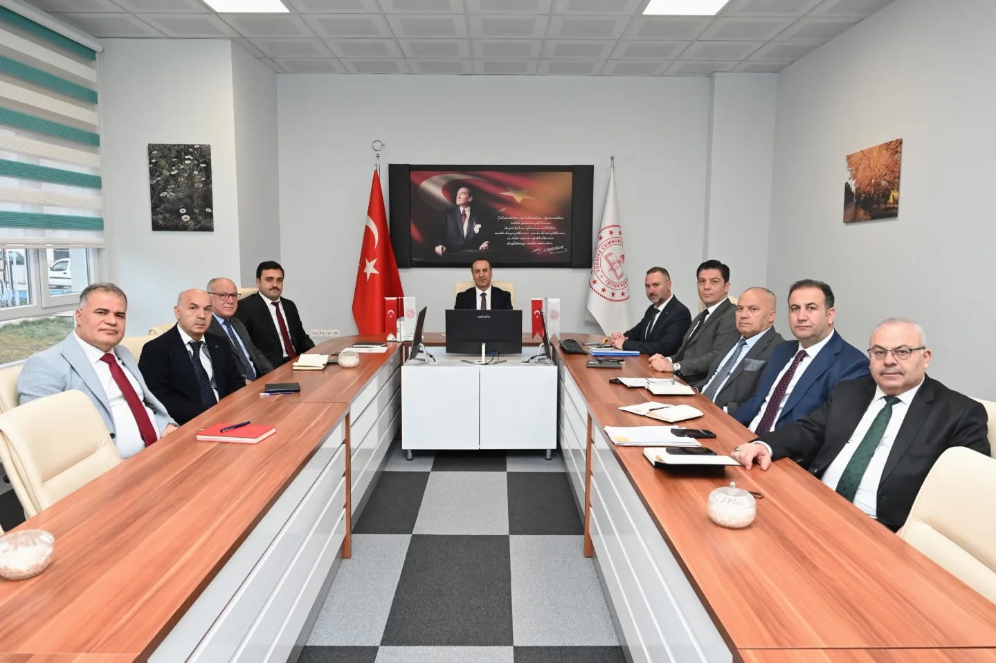 610793101 18148515484431364 26722919946321603 N