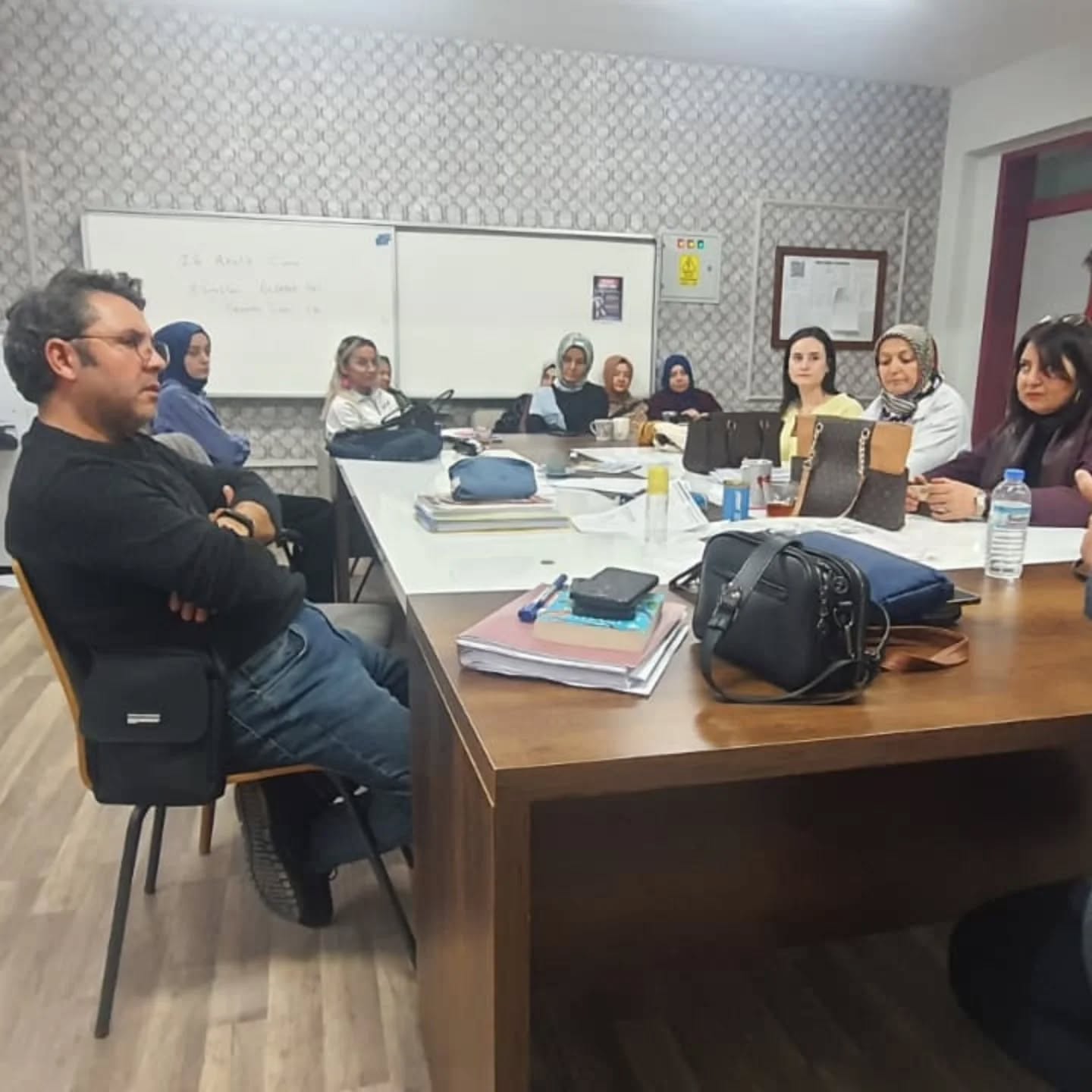 612195788 18499986604078950 4067635493328004196 N