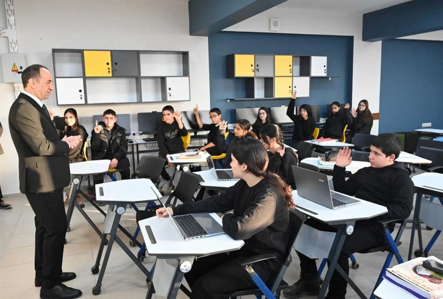 612516986 18148605316431364 6827492669075306719 N