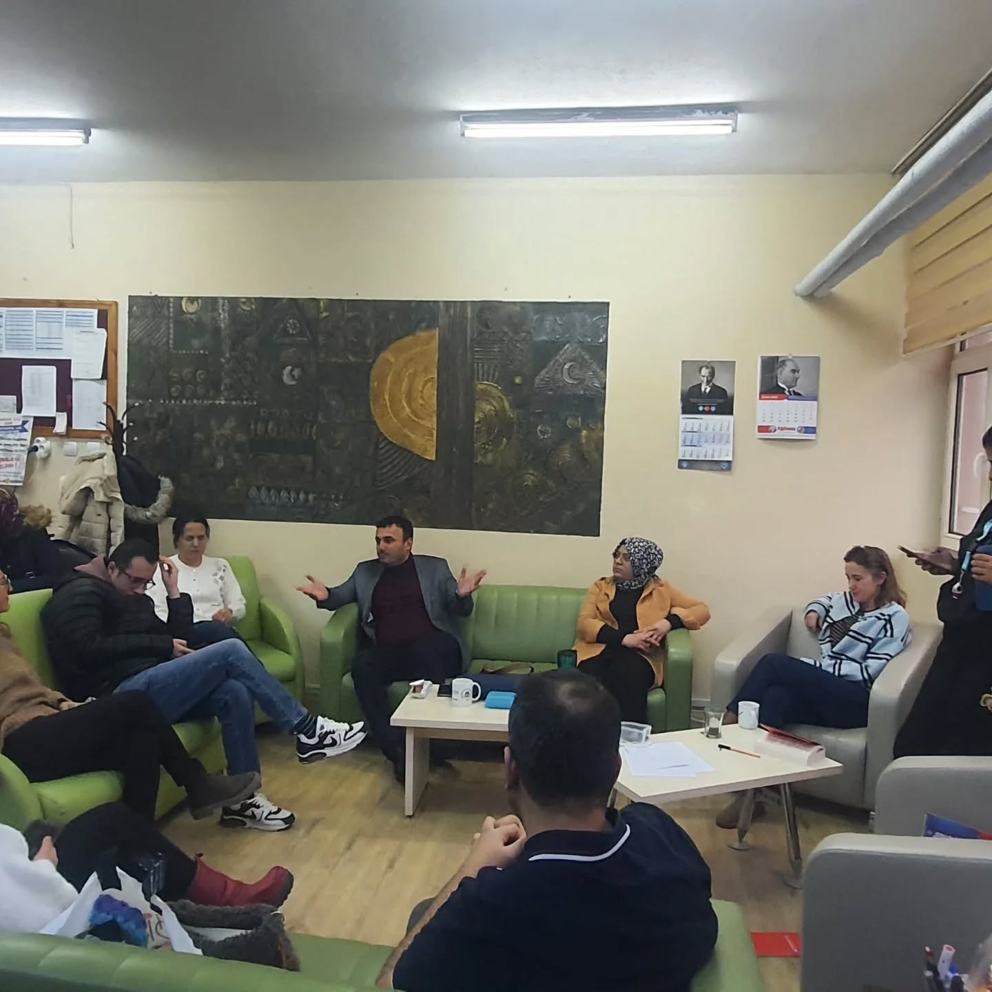 613008543 18499986613078950 7417528842405266554 N