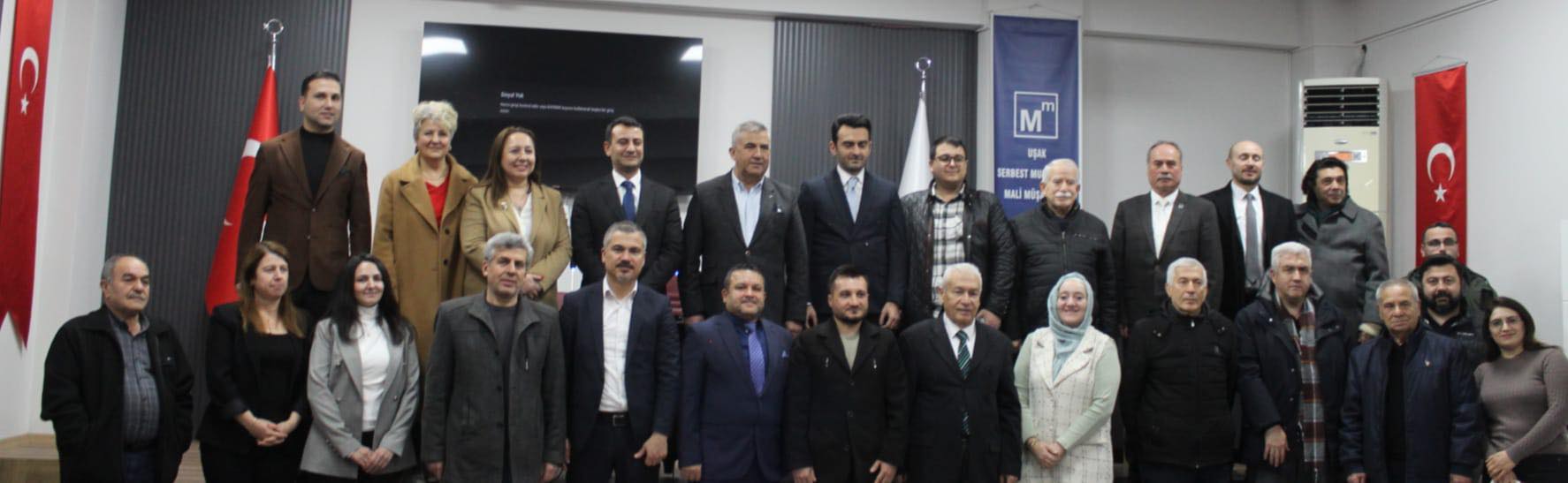 613329498 10163843517656252 2933229305664716828 N