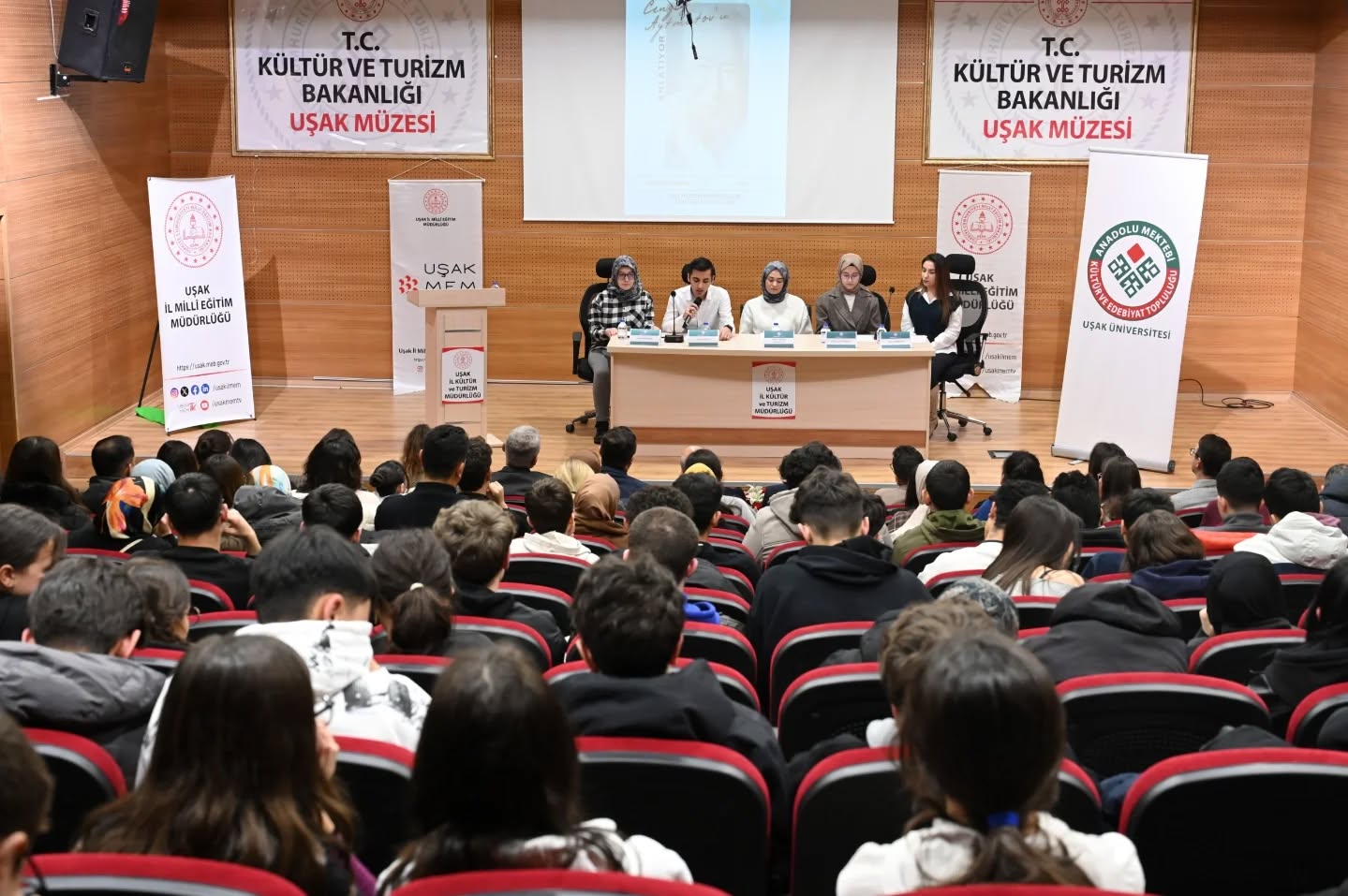 615693339 18149296918431364 8962053627454307639 N