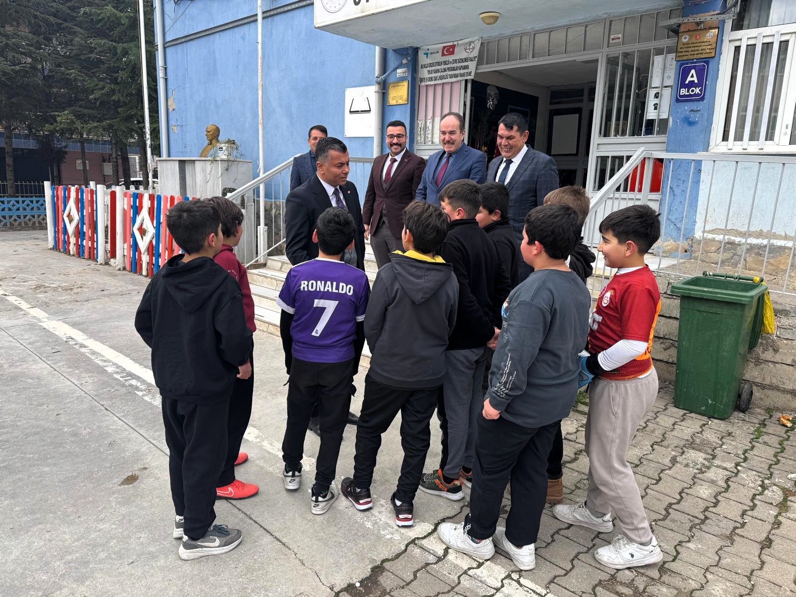 616266002 1185935707059560 4606195900477066600 N