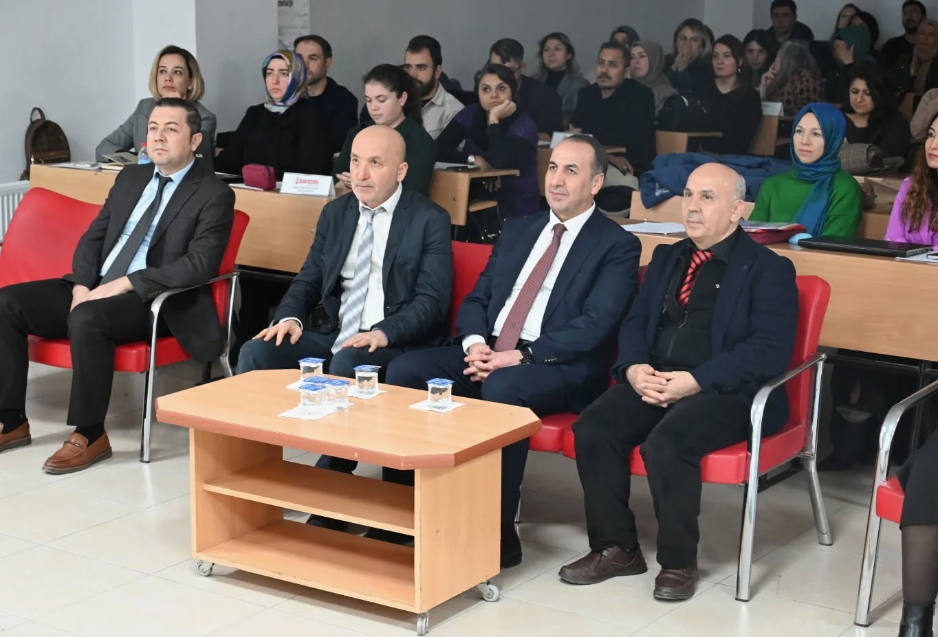 616526356 18149378830431364 8453736657672733799 N