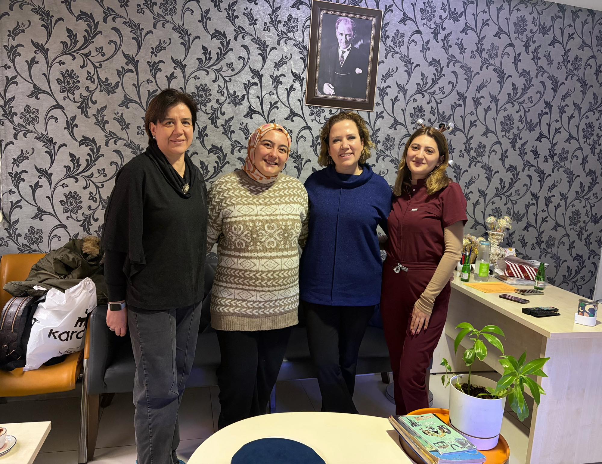 616821639 4382583328695446 8720394821596520199 N