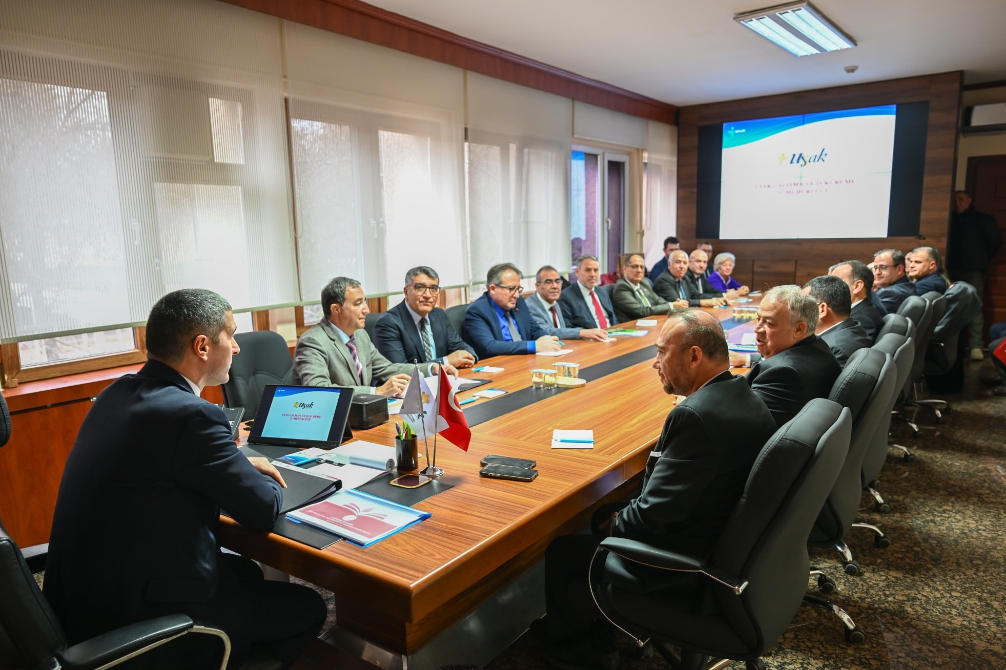 616841931 1196573299313537 755846265938316043 N