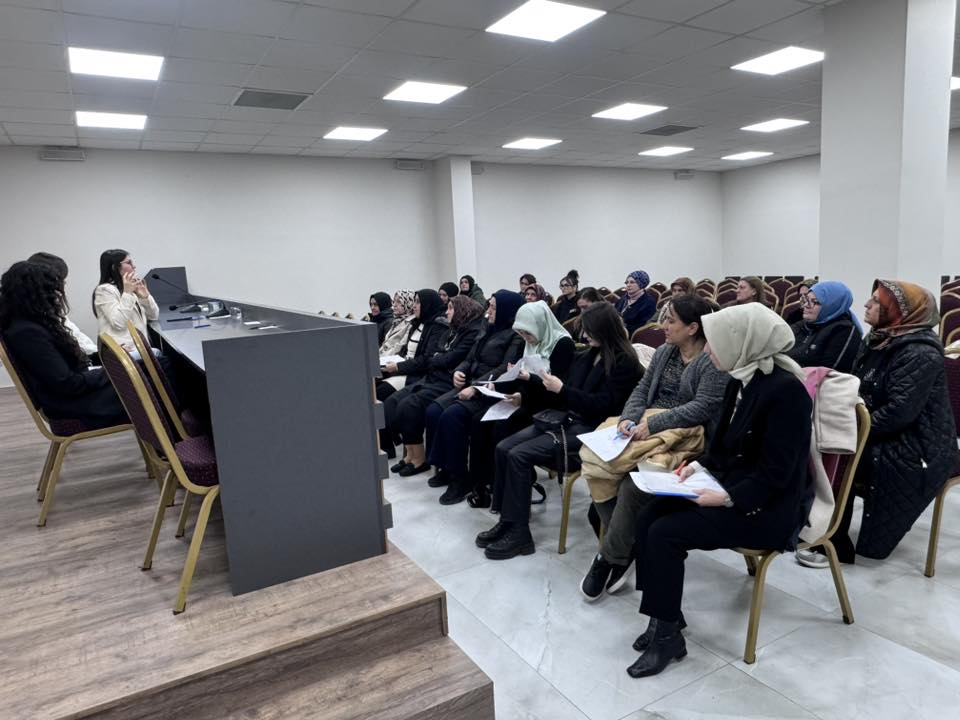 619298514 906251971928603 8150845363909482142 N