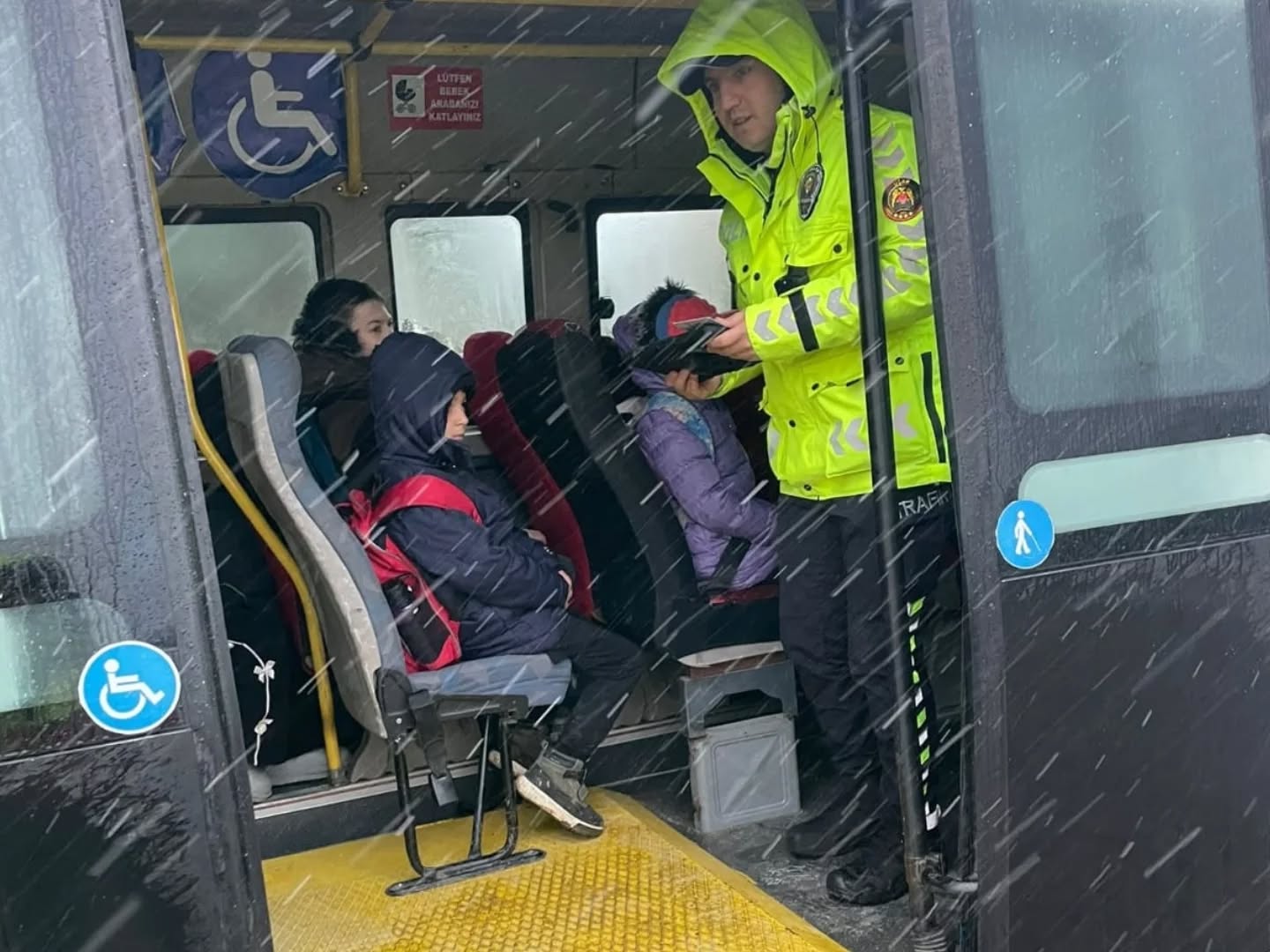 639500841 18152918677431364 8006282118183890824 N