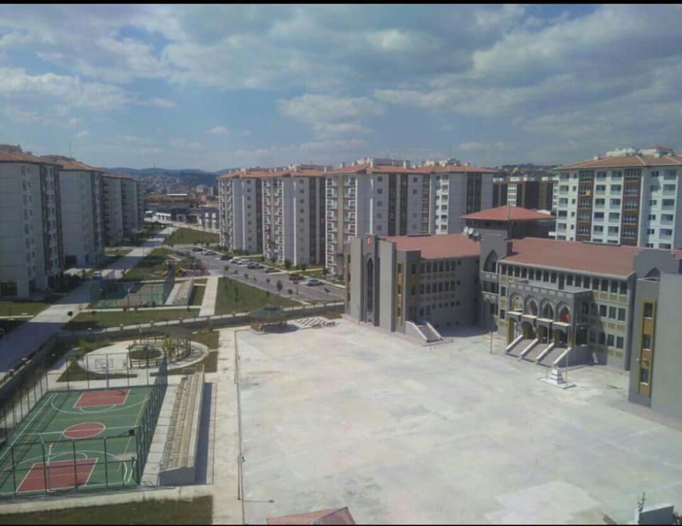 73129326 119271826146501 2569069266884100096 N