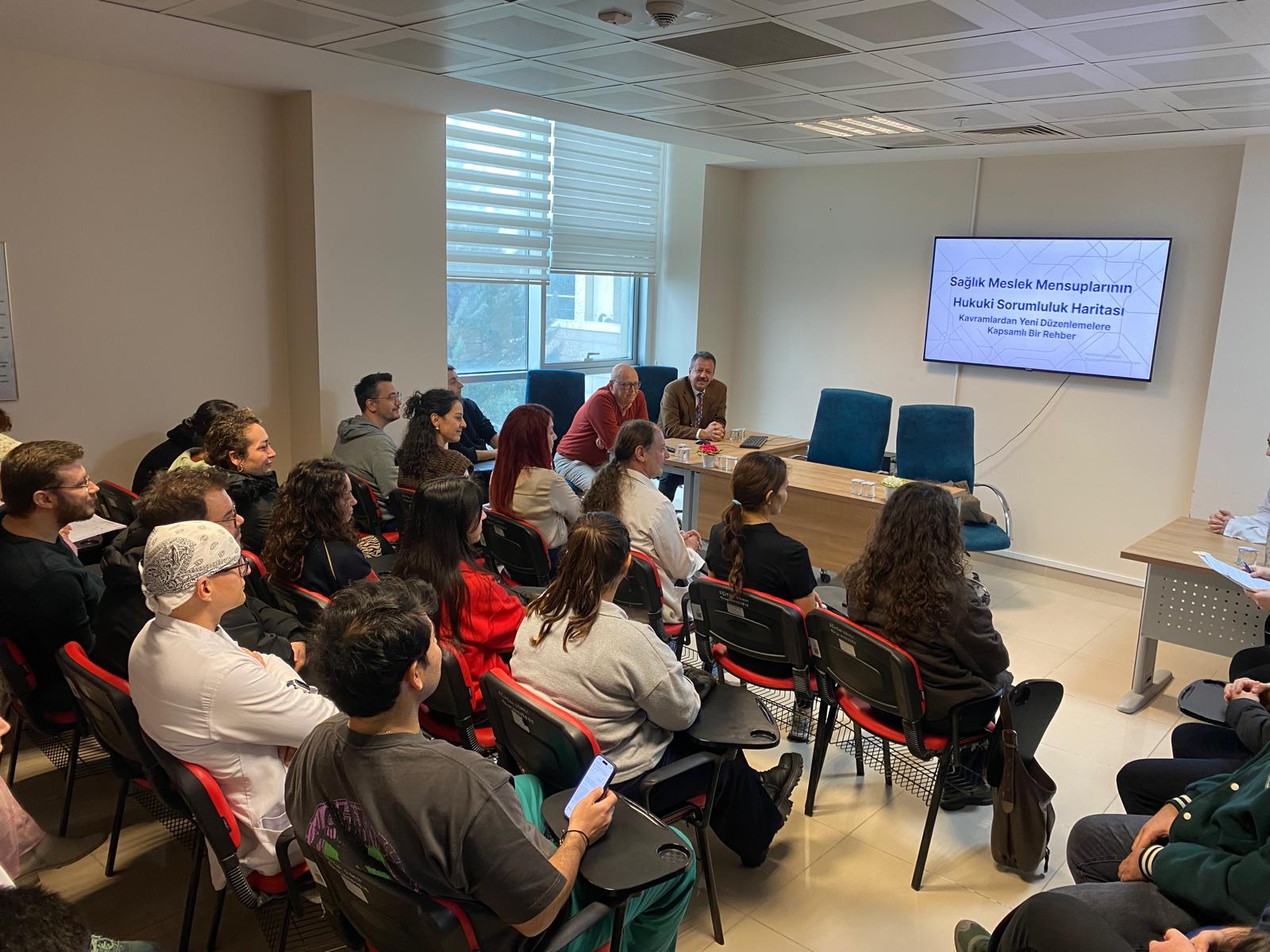 Eşme Devlet Hastane