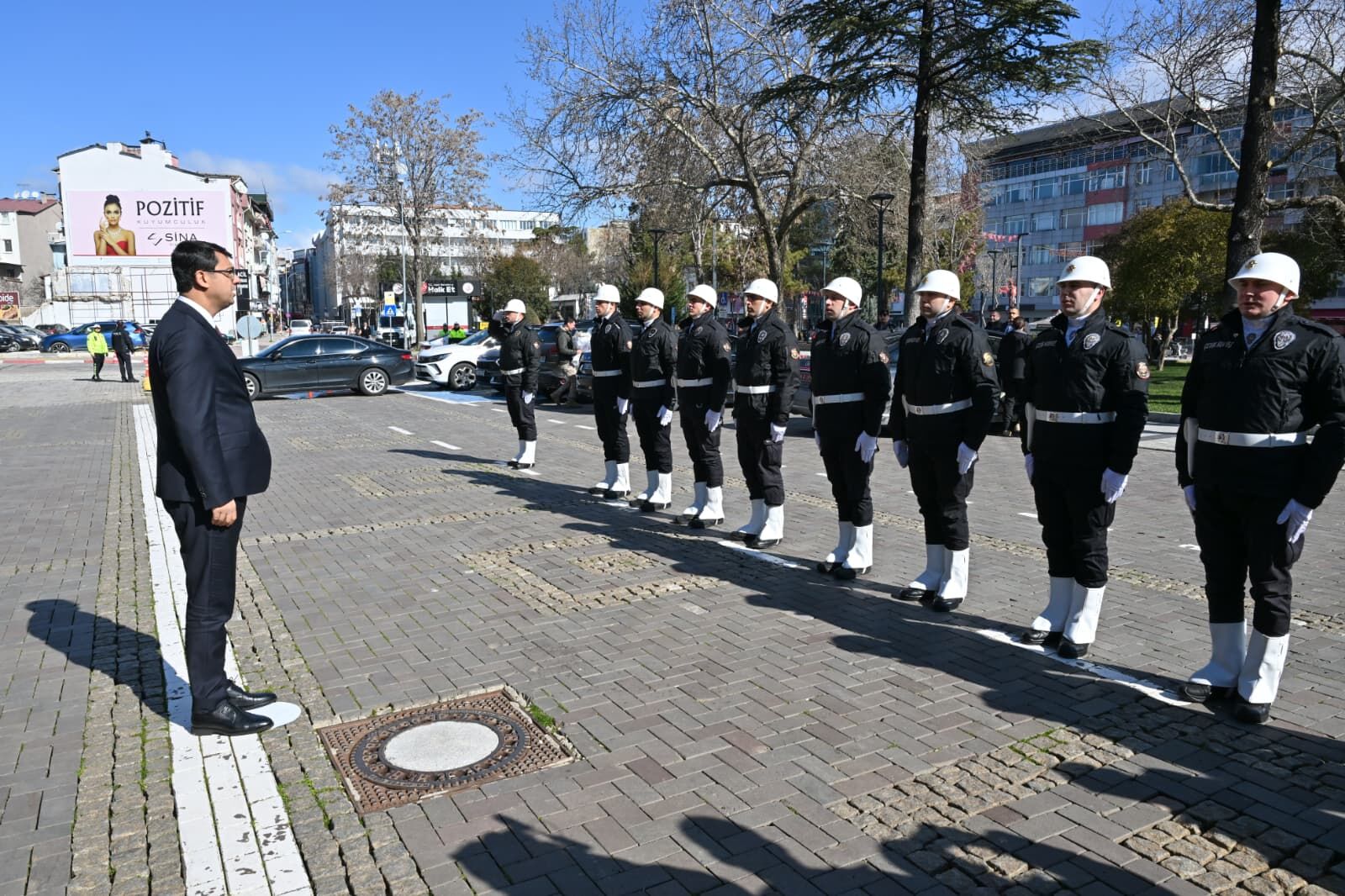 H C K A Wfl X E A A Rwwu