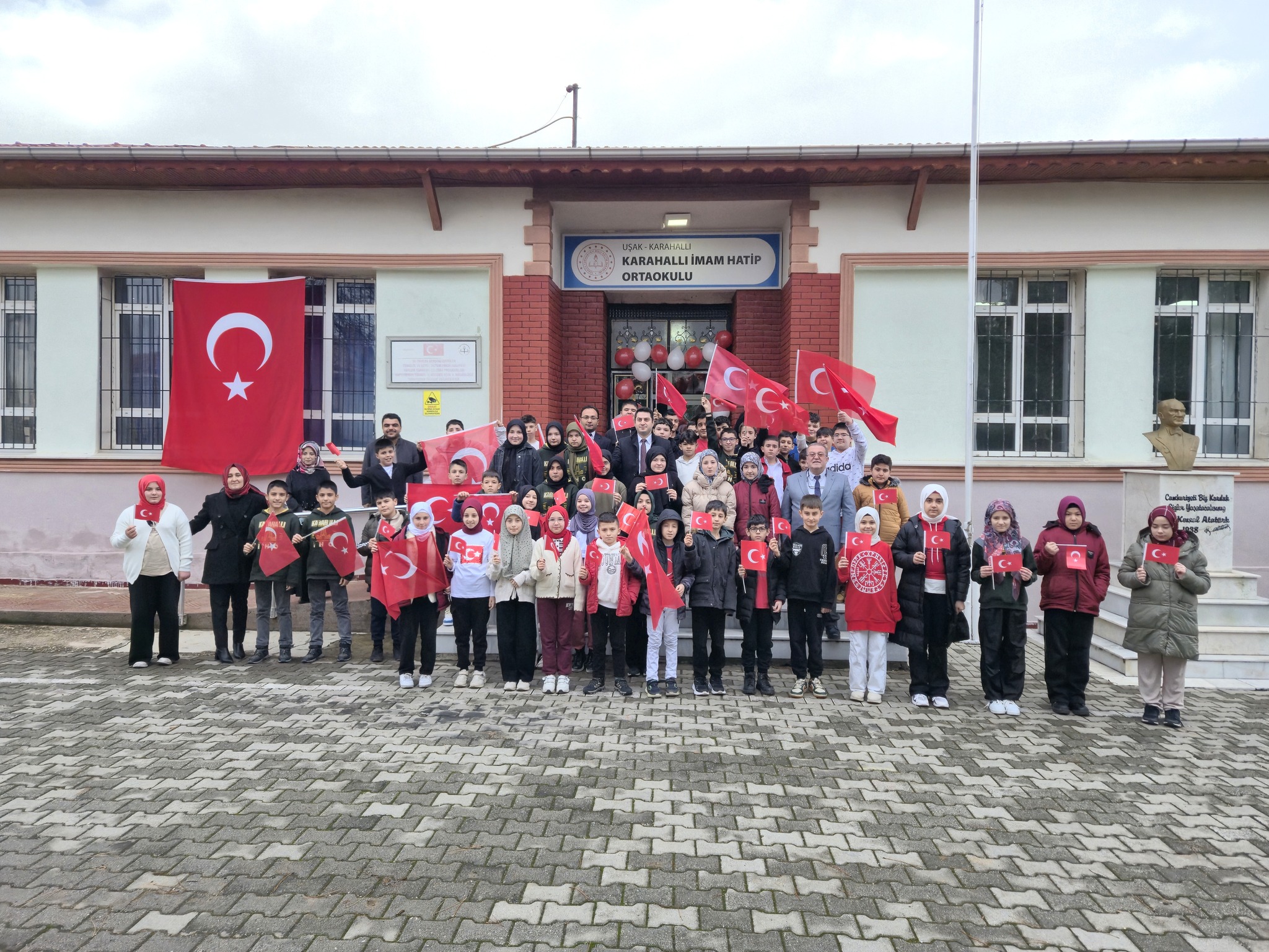 Karahallı’da Yeni Döneme Anlamlı Başlangıç 2 (3)