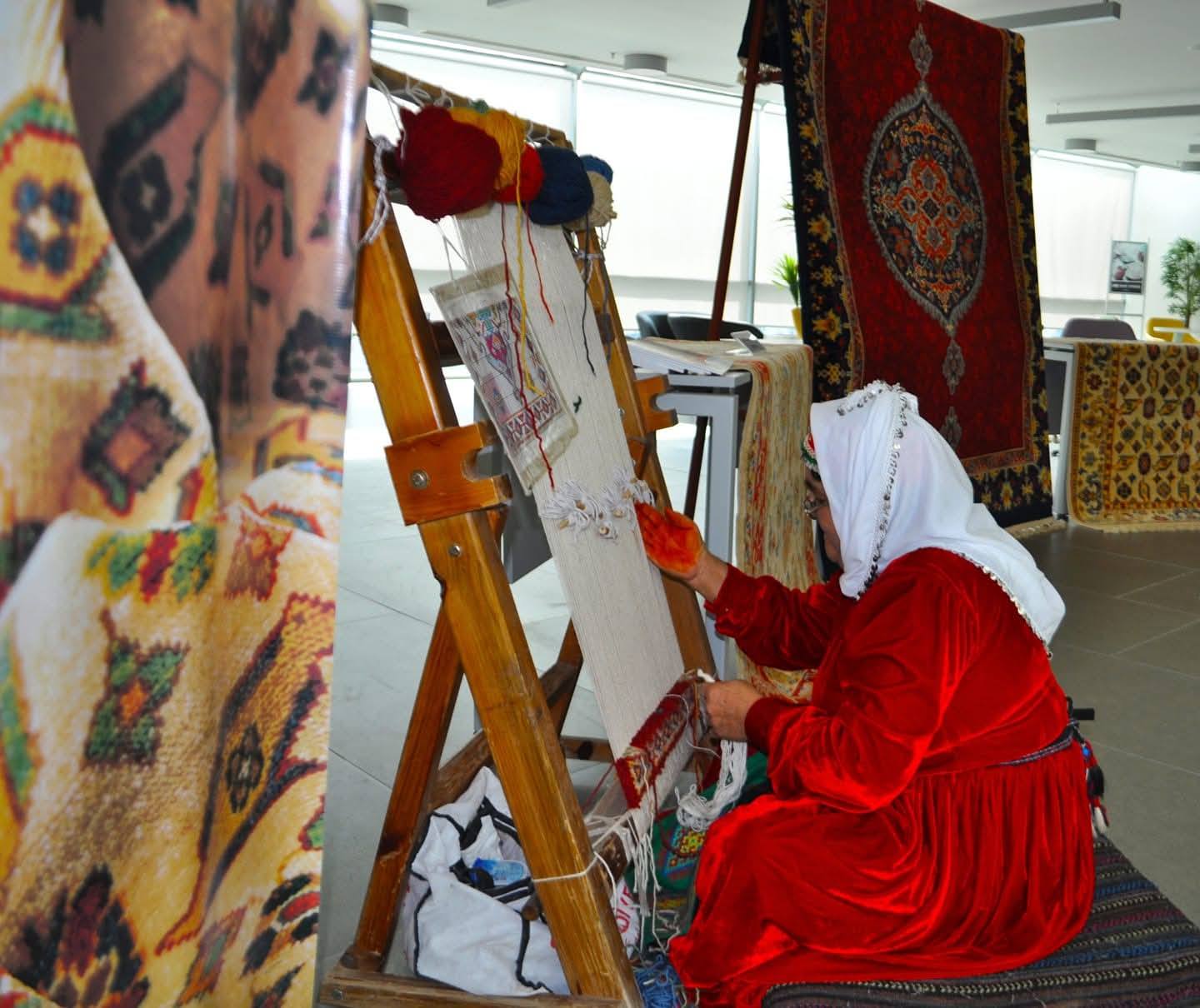 Uşak Halılarının Sırrı Yün 1 (4)