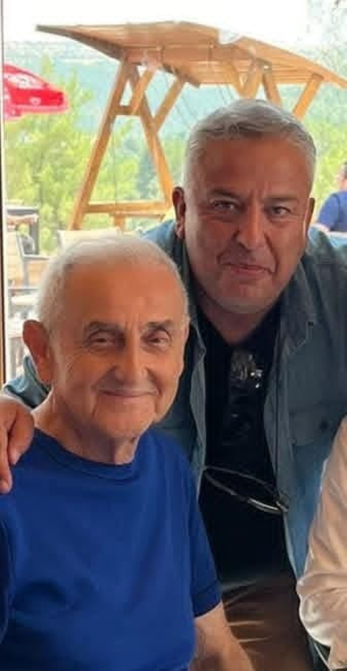 Uşaklı Devrim Erbil’in Hayatı Film Oldu 2