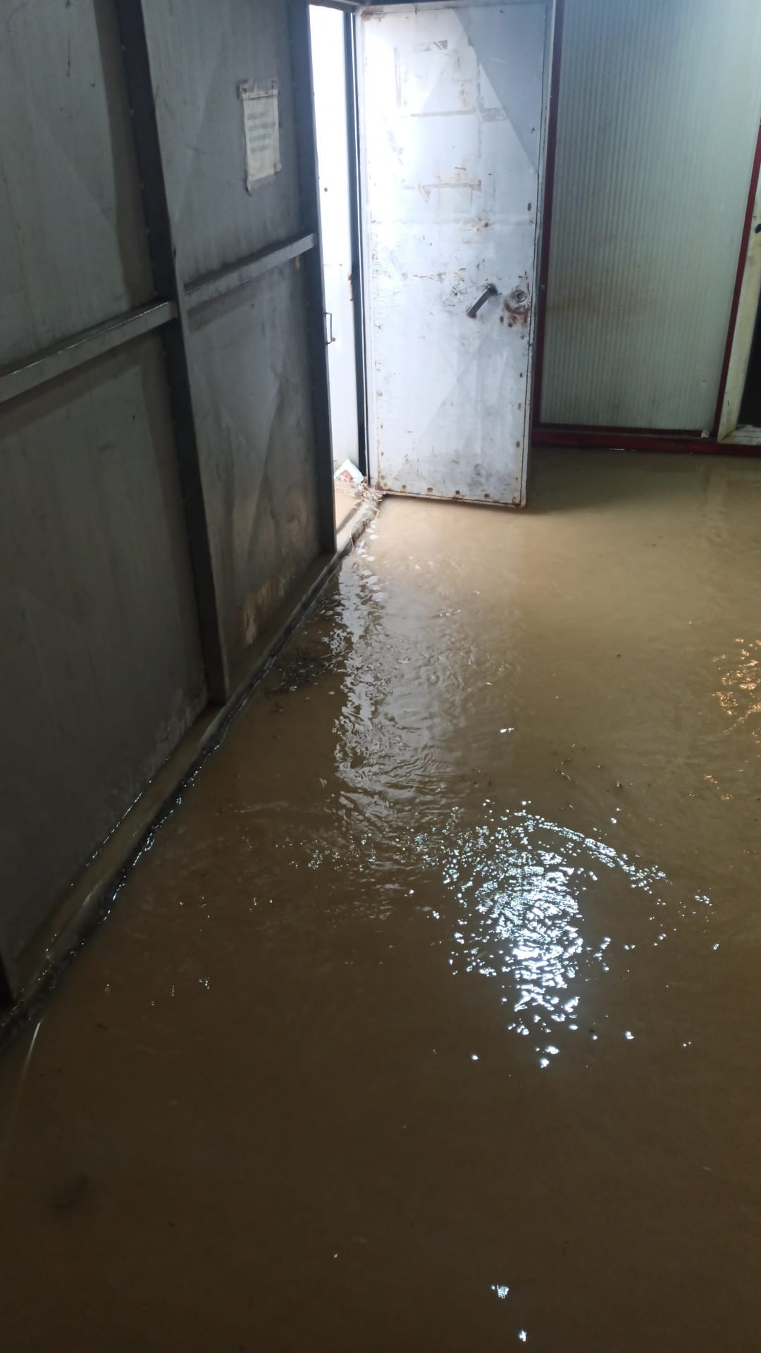 Uşak’ta Pazar Akşamı Dolu Ve Sağanak Hasar Bıraktı 1 (1)