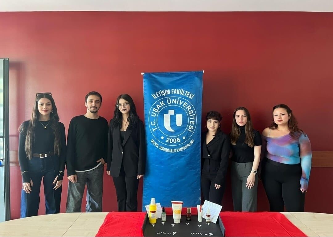 52308885 5E99 4125 9B17 D30F2451A4C6