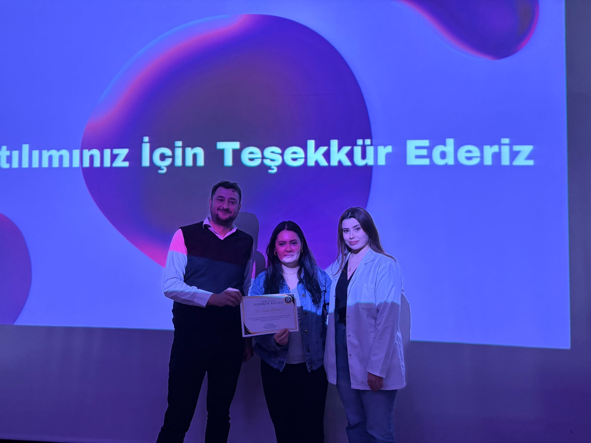 9D05C8Fd 0912 44Db 9B87 58Aeb925D673