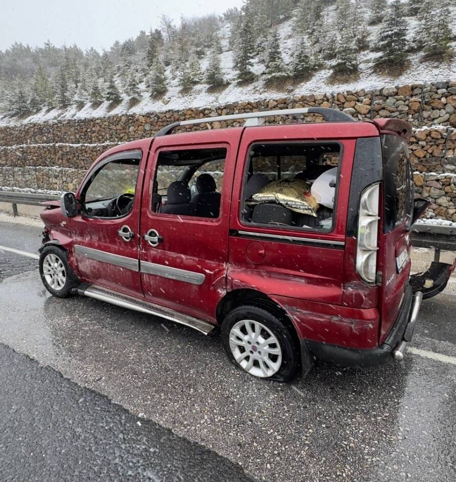 A A 20260321 40891552 40891551 U S A K T A B A R I Y E R E C A R P A N H A F I F T I C A R I A R A C T A K I 6 K I S I Y A R A L A N D I