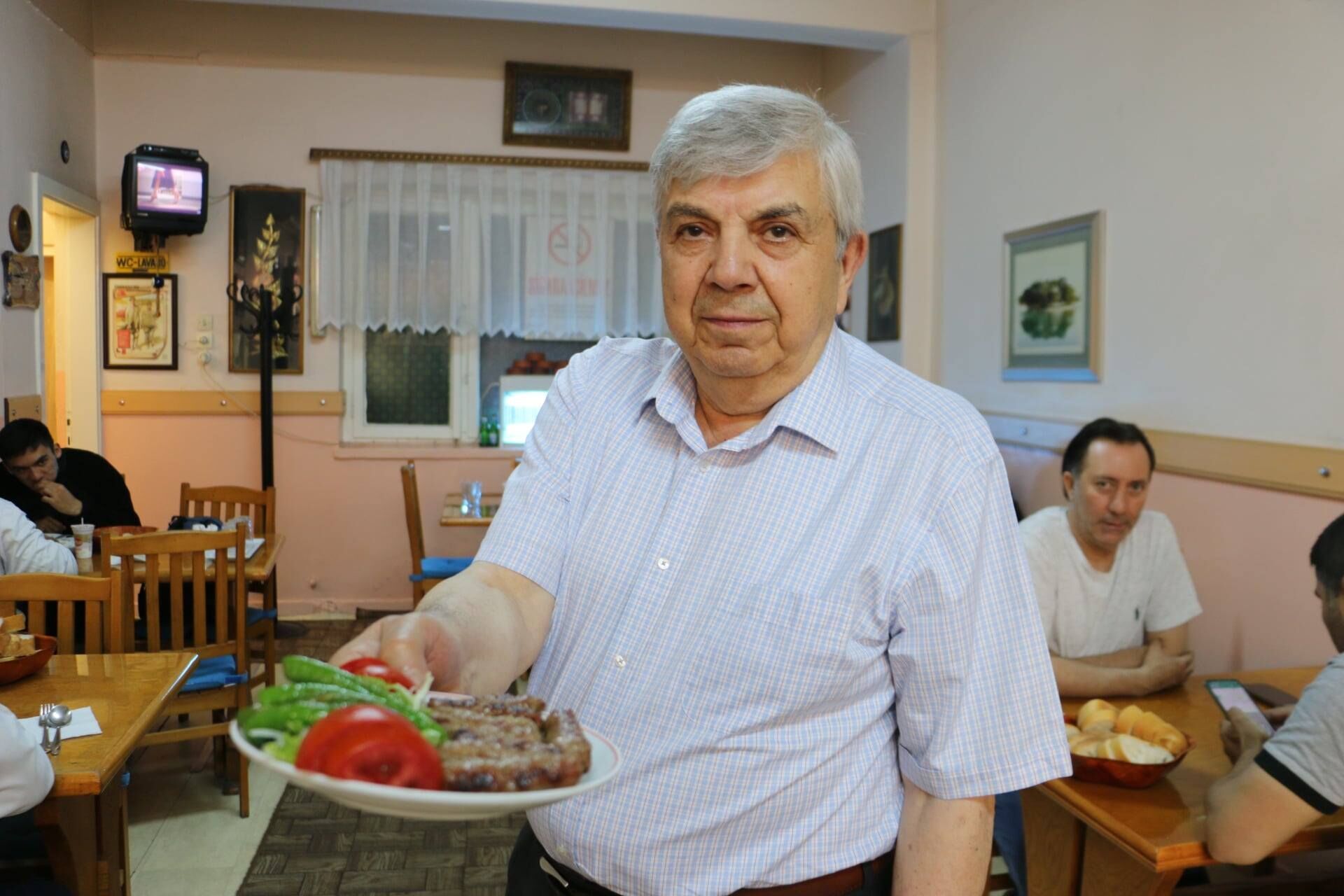 Inegöl Köftecisi Şaban Usta