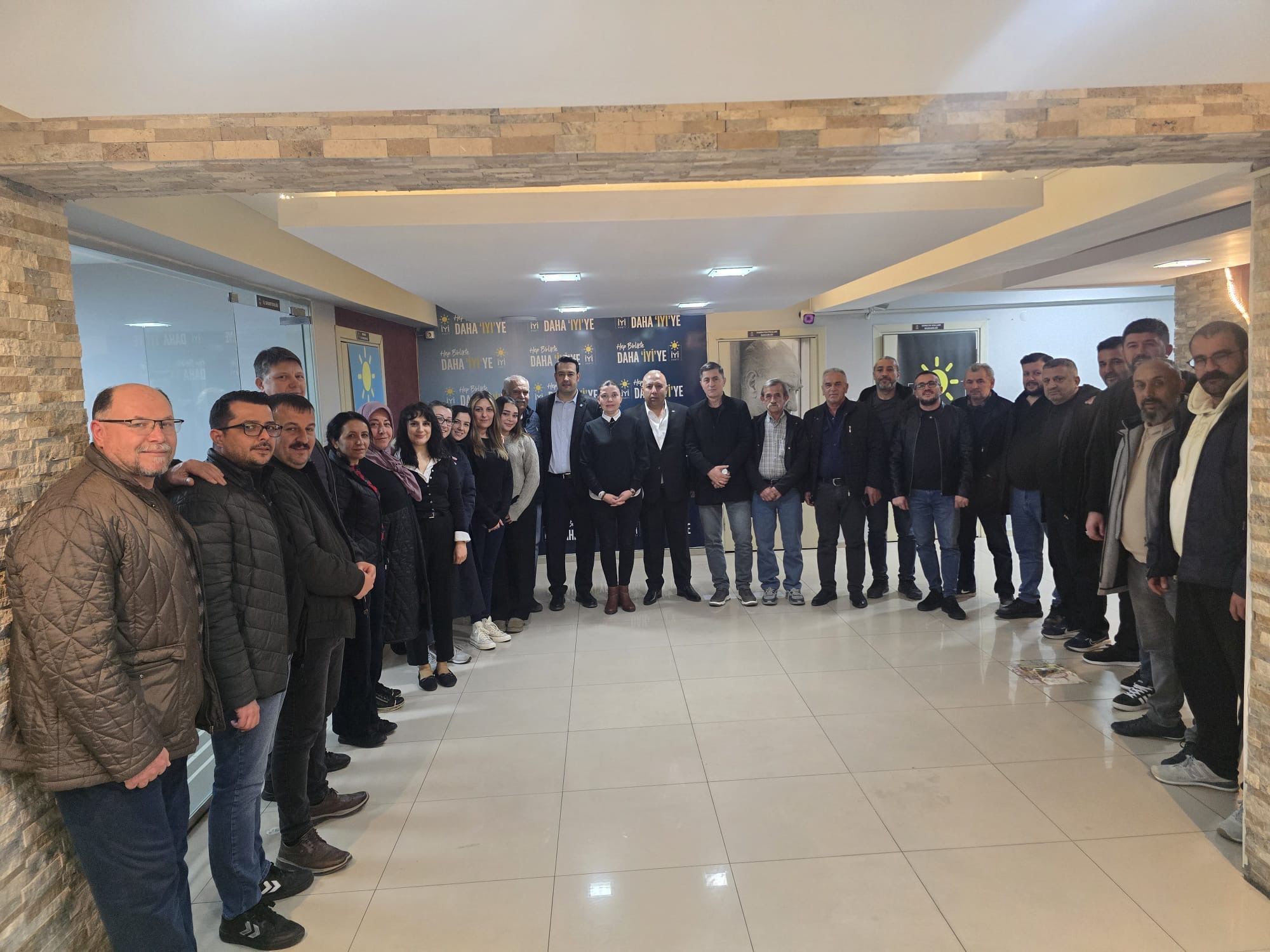 İyi̇ Parti̇ (2)-2