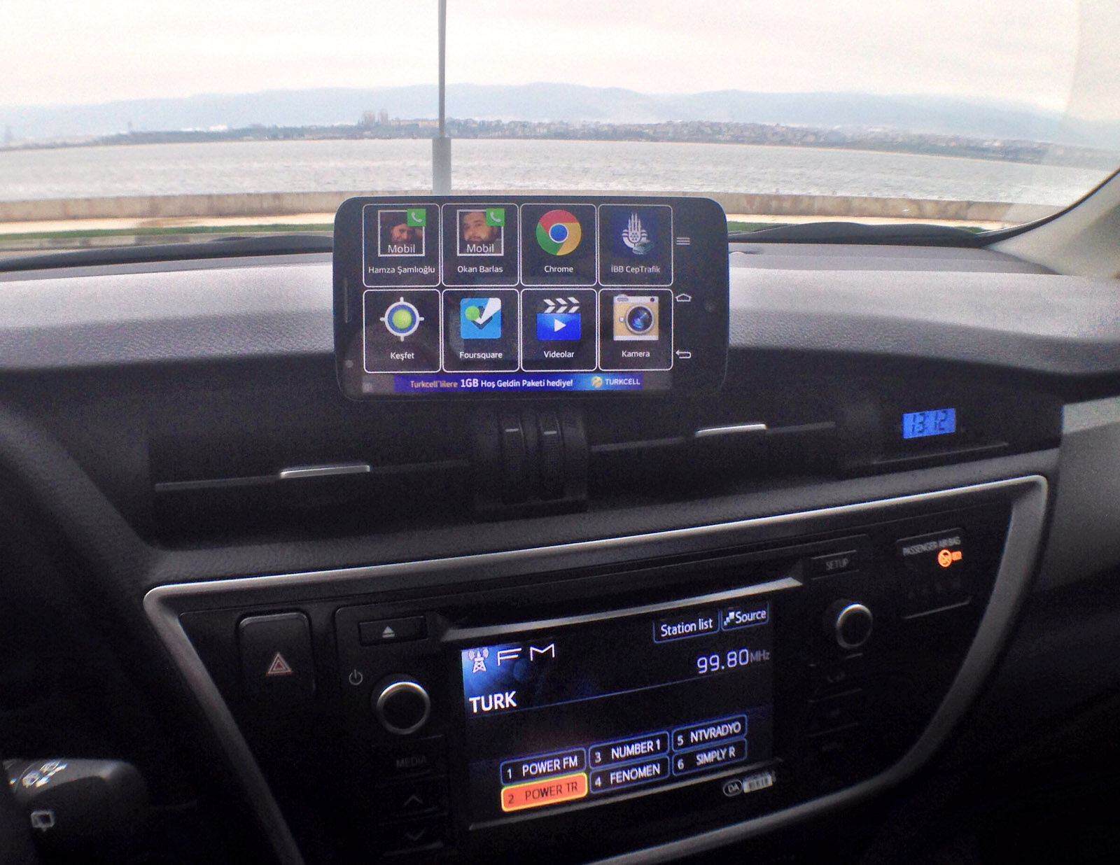 Telefon Tutucuya Ceza