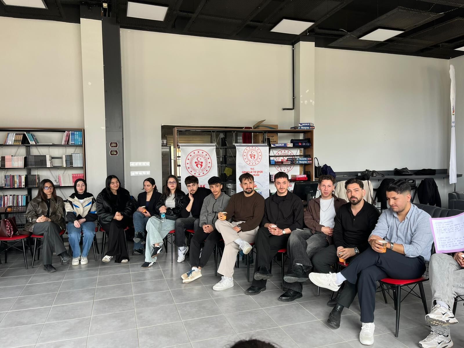 D8F1598A 6113 475A 8Cde 824A140F9A03