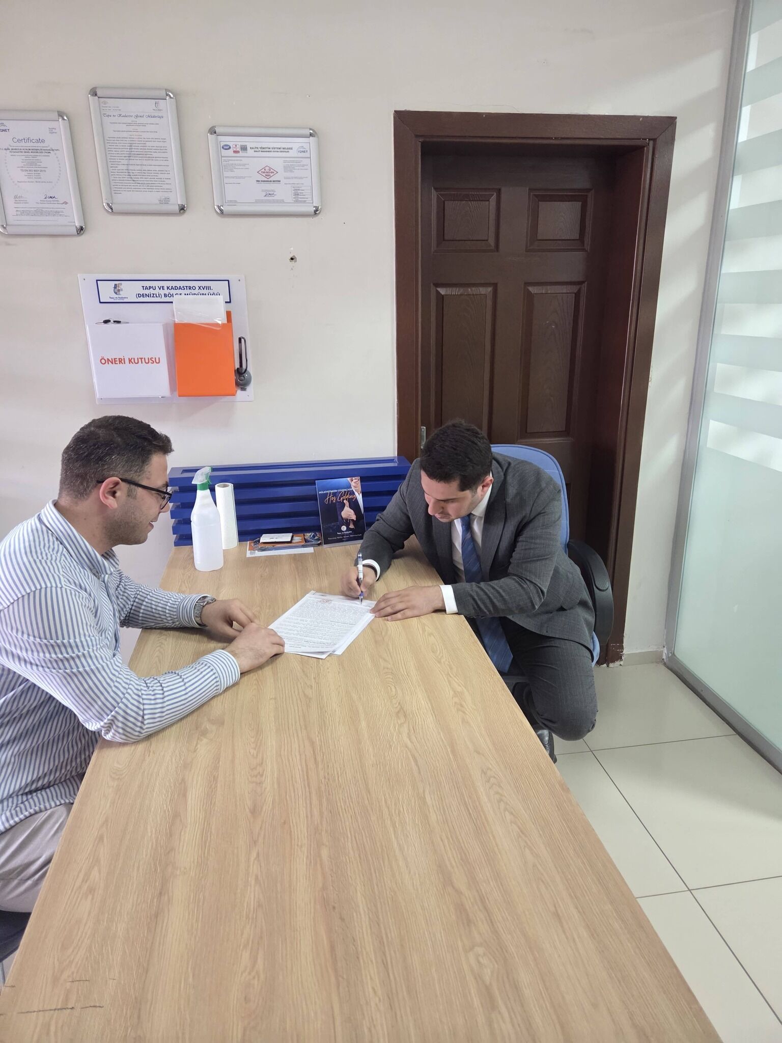 Karahallı Kaymakamlık-1