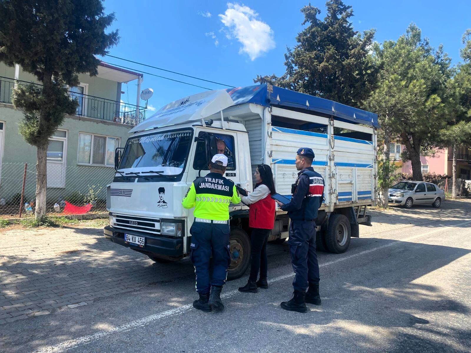 Banaz’da Kurban Bayramı Öncesi Yol Kontrolleri Artırıldı (1)