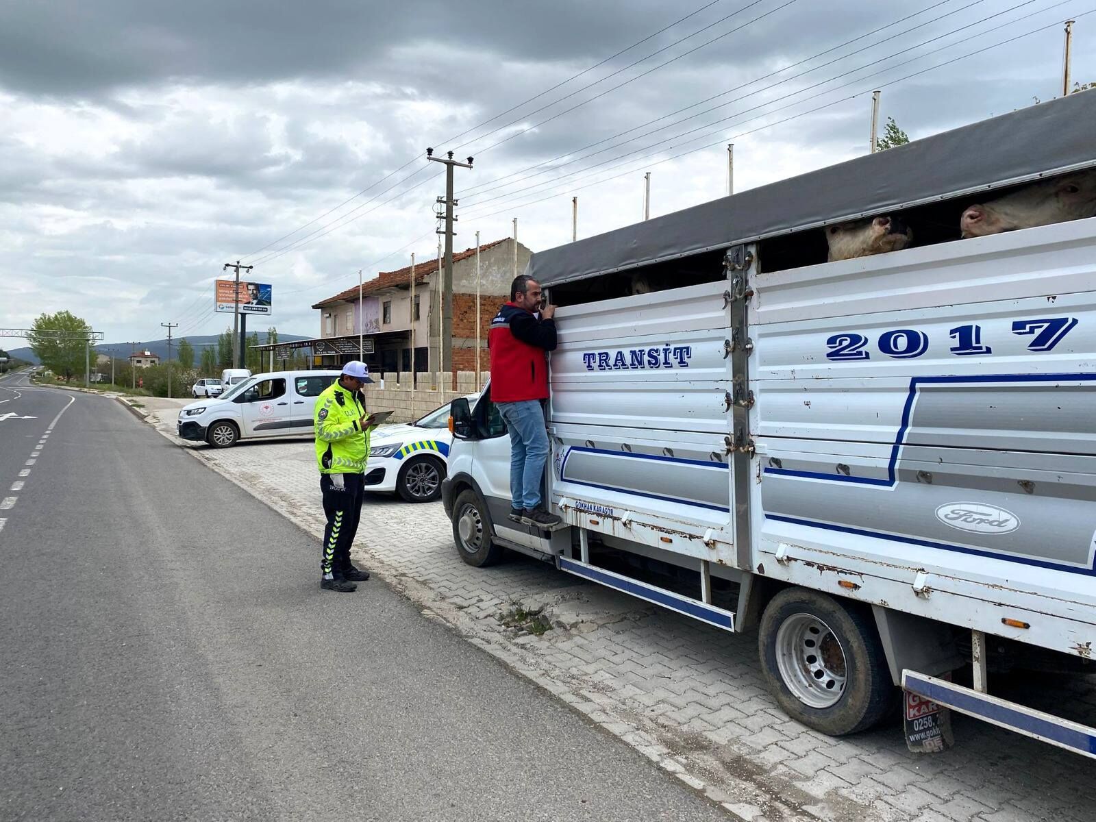 Banaz’da Kurban Bayramı Öncesi Yol Kontrolleri Artırıldı (3)