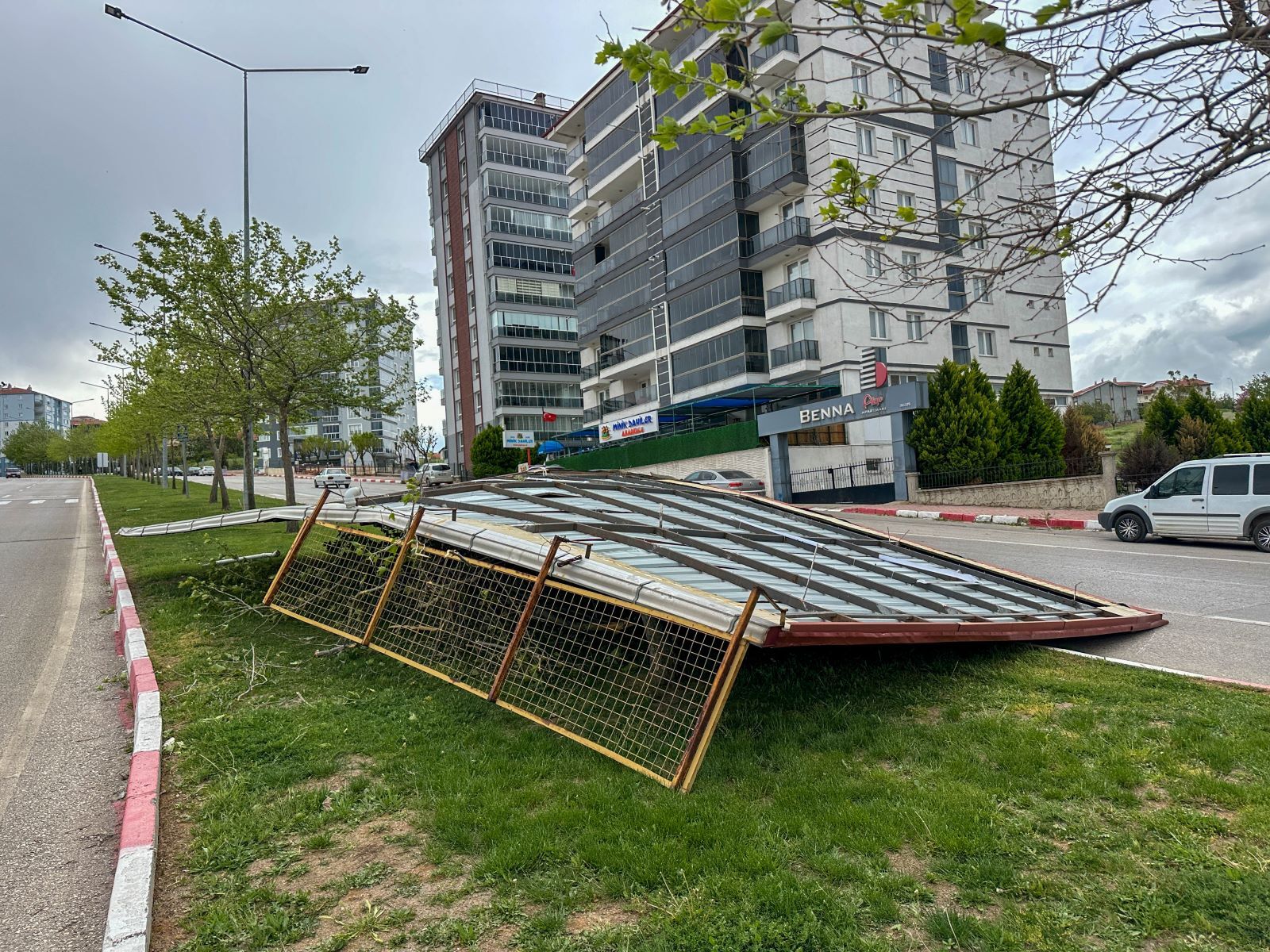 Çatılar (4)