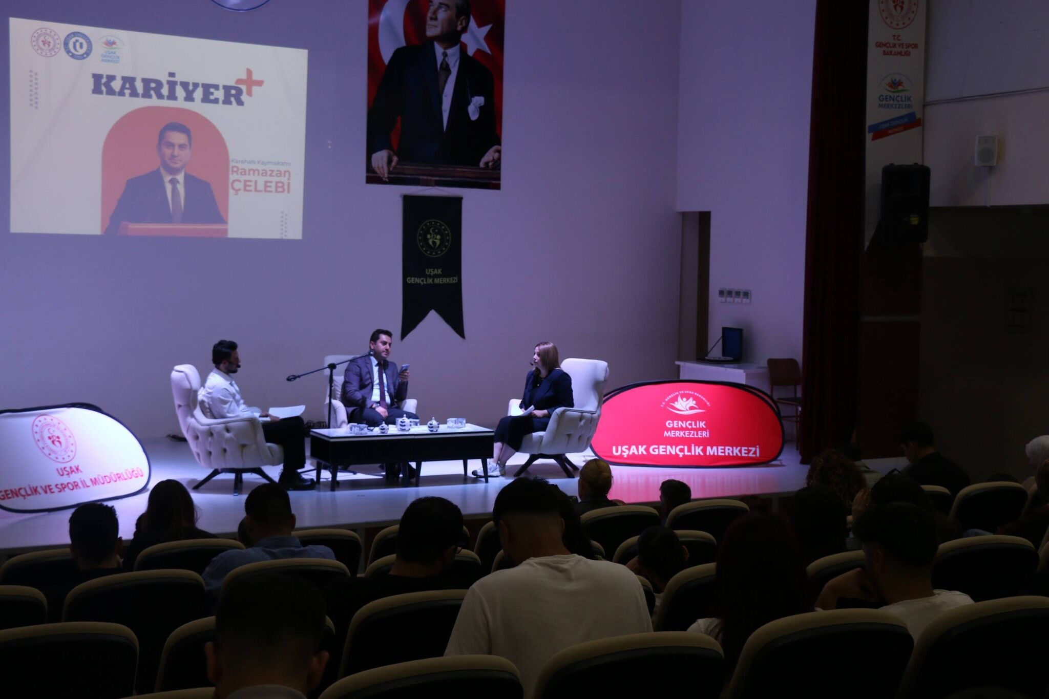 Karahallı Kaymakamlık 1