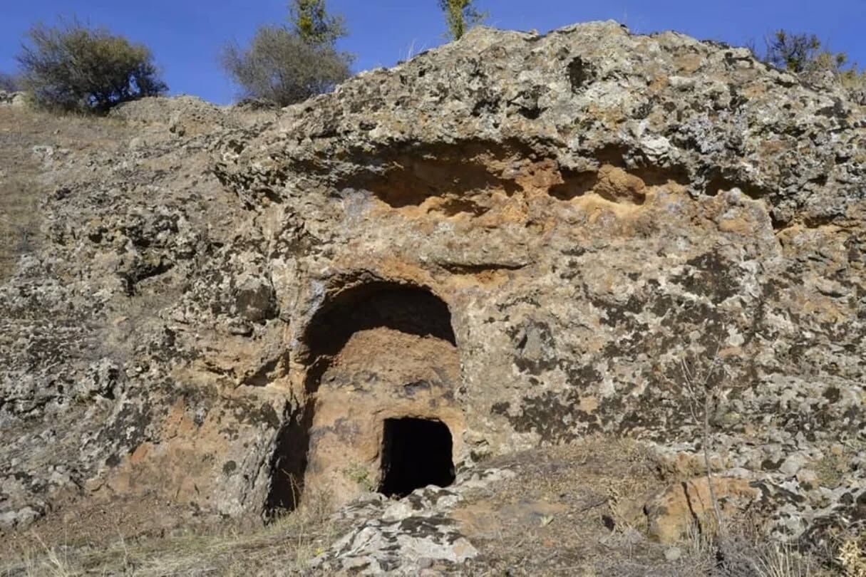 Kayalar (2)