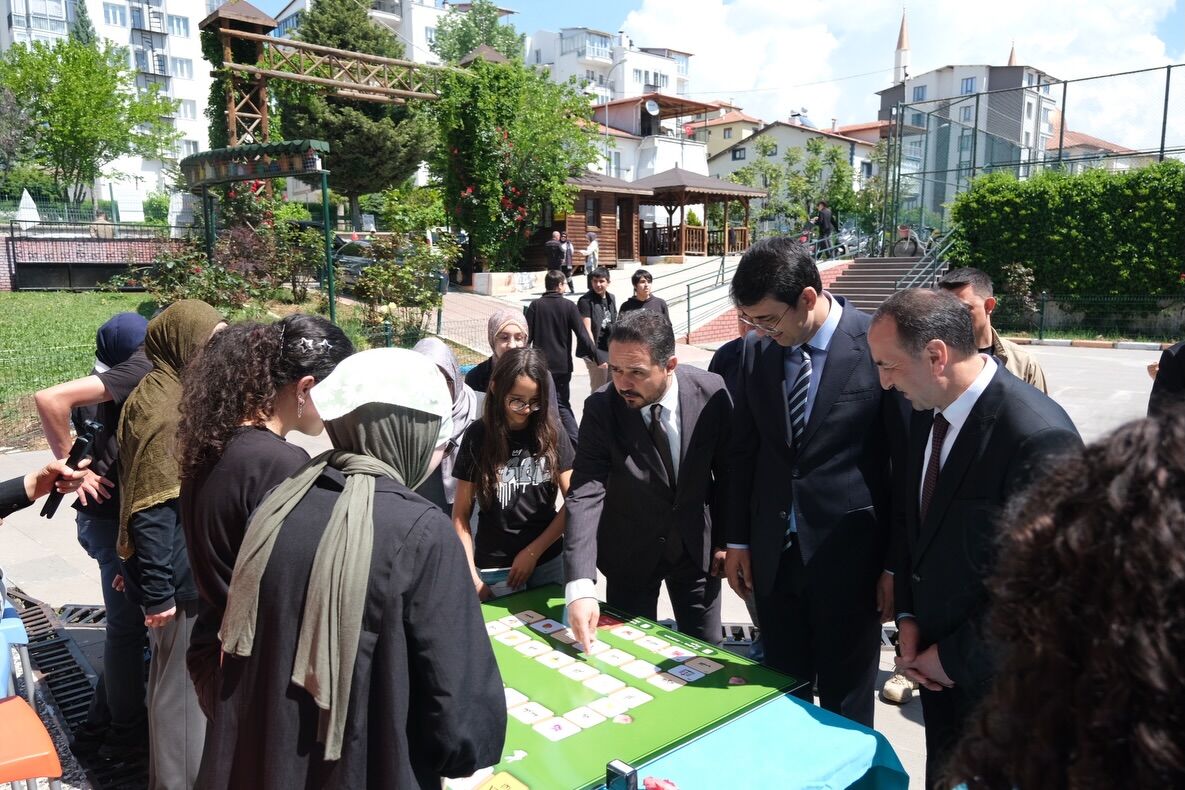 Kermes 1-1