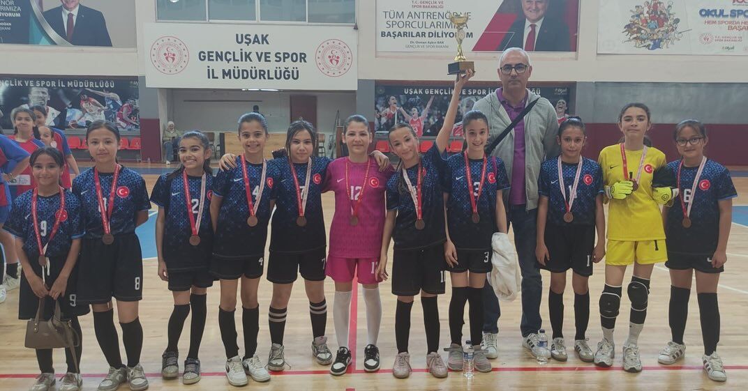 Kızlar Futsal